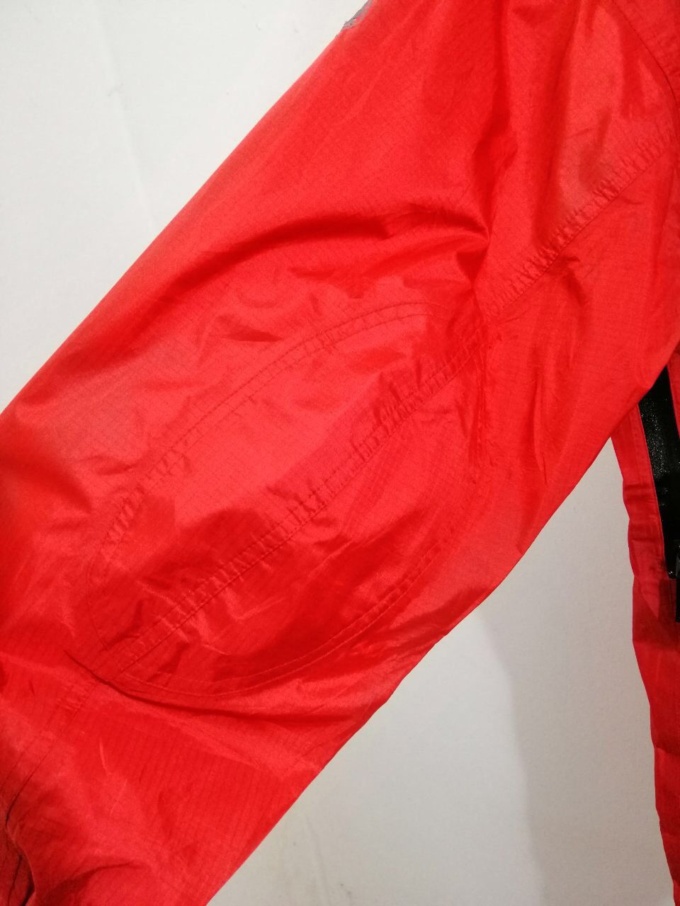 Nike ACG Nike ACG Windbreaker Hiking Jacket Red Blood Color Design 19 Size US L / EU 52-54 / 3 - 8 Thumbnail