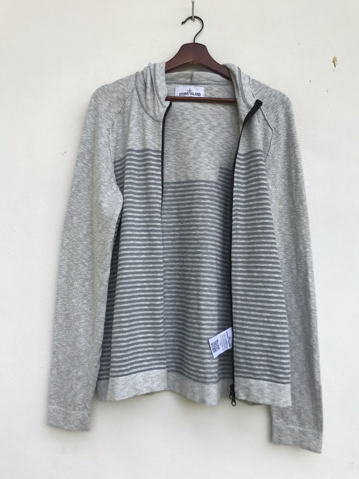Stone Island Authentic Stone Island Marina Hoodie Sweatshirt Size US S / EU 44-46 / 1 - 3 Thumbnail