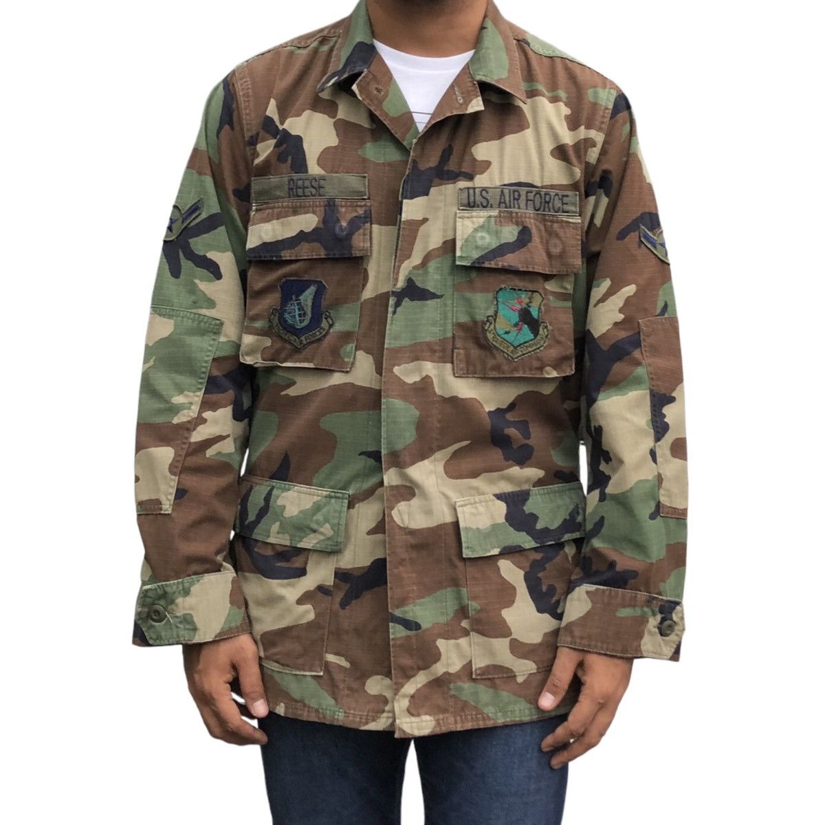 Vintage 🔥Vintage 80s US Air Force Woodland Camo Jacket With Patches Size US S / EU 44-46 / 1 - 10 Thumbnail