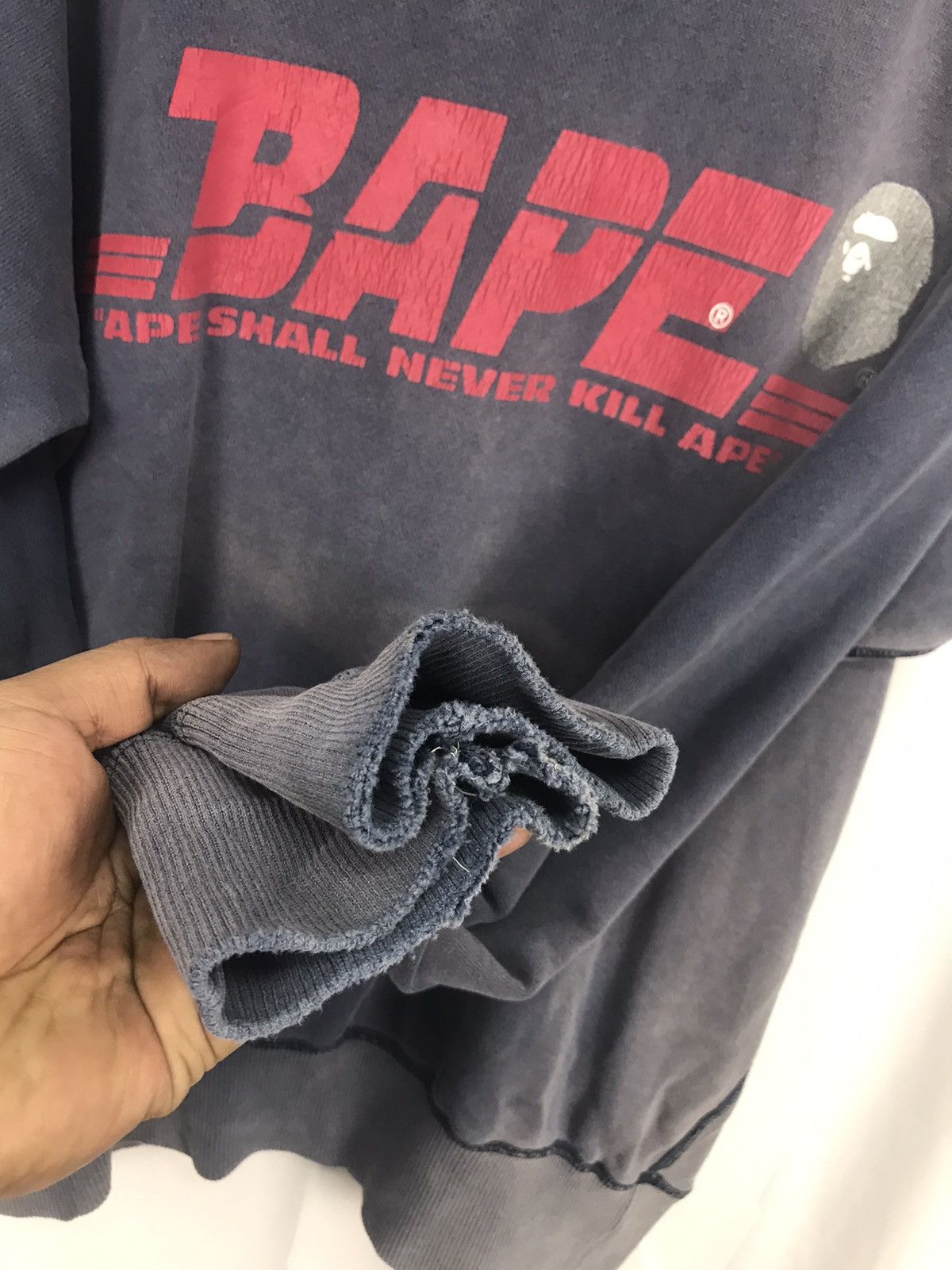 Bape × Vintage Bape “ape shall never kill ape” distressed sweatshirt Size US M / EU 48-50 / 2 - 6 Thumbnail