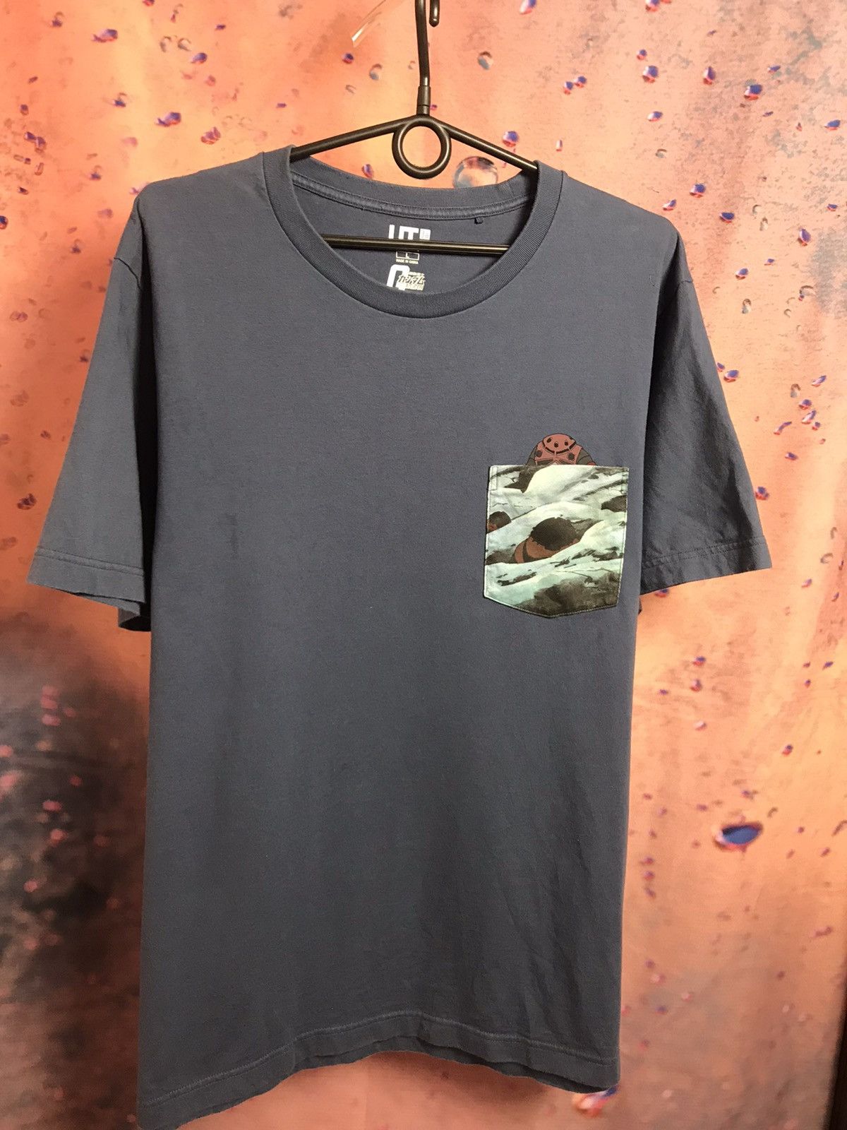 Uniqlo Uniqlo Gundam streetwear tee Size US L / EU 52-54 / 3 - 2 Thumbnail
