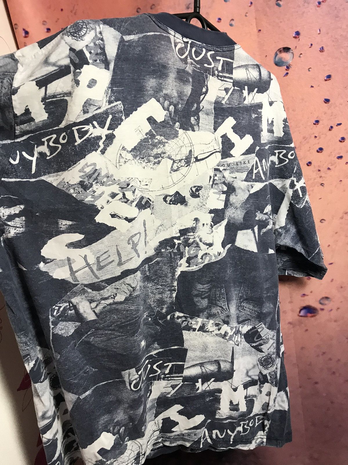 Vintage Vintage Art streetwear band tee “help anybody” Size US XL / EU 56 / 4 - 5 Thumbnail