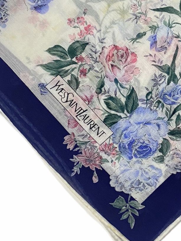Designer × Vintage × Yves Saint Laurent Yves Saint Laurent floral design handkerchief 18”x18” YSL Size ONE SIZE - 3 Thumbnail