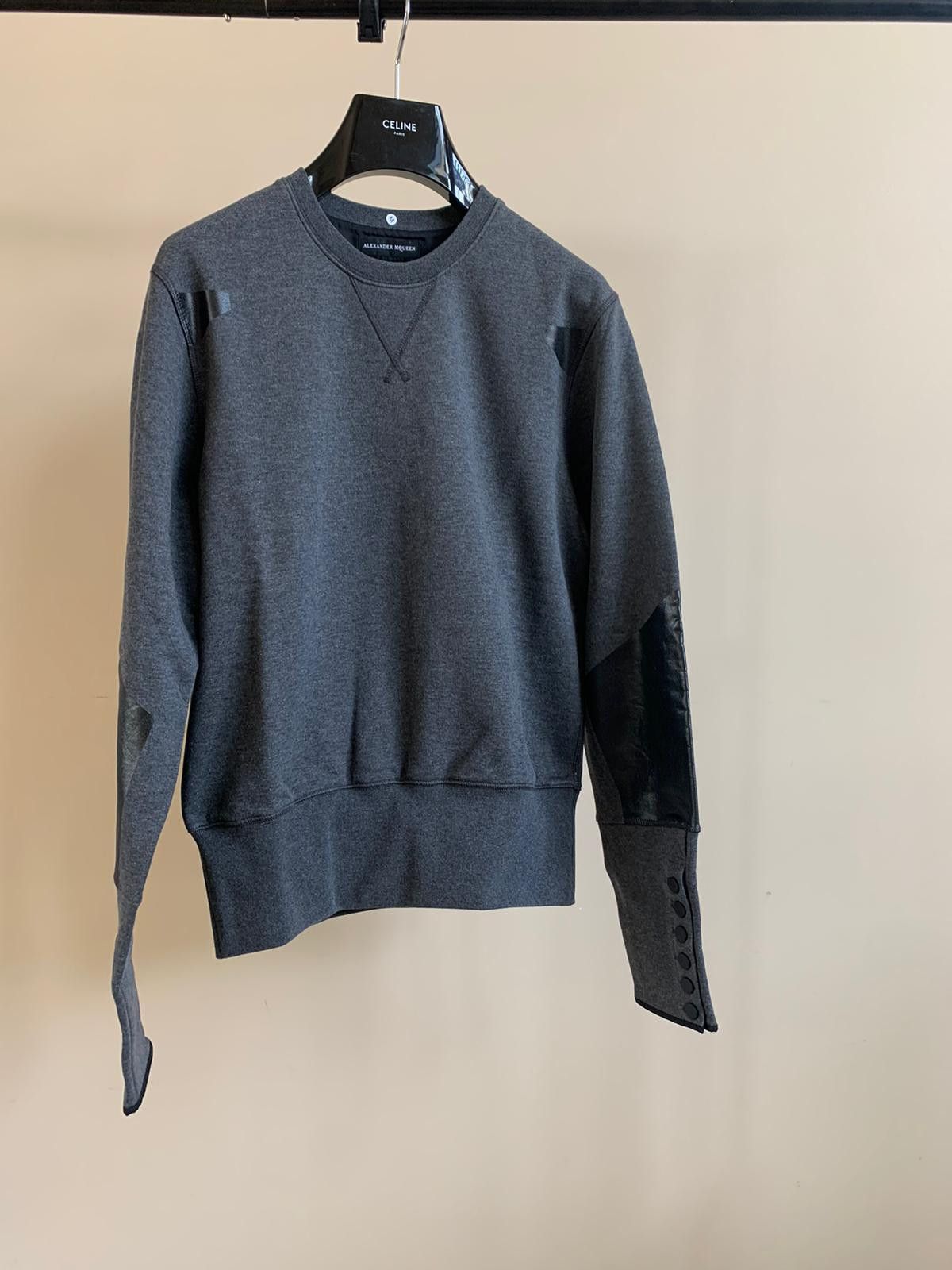 Alexander McQueen Sweater / Jumper With Button Cuff in Grey Size US M / EU 48-50 / 2 - 1 Thumbnail