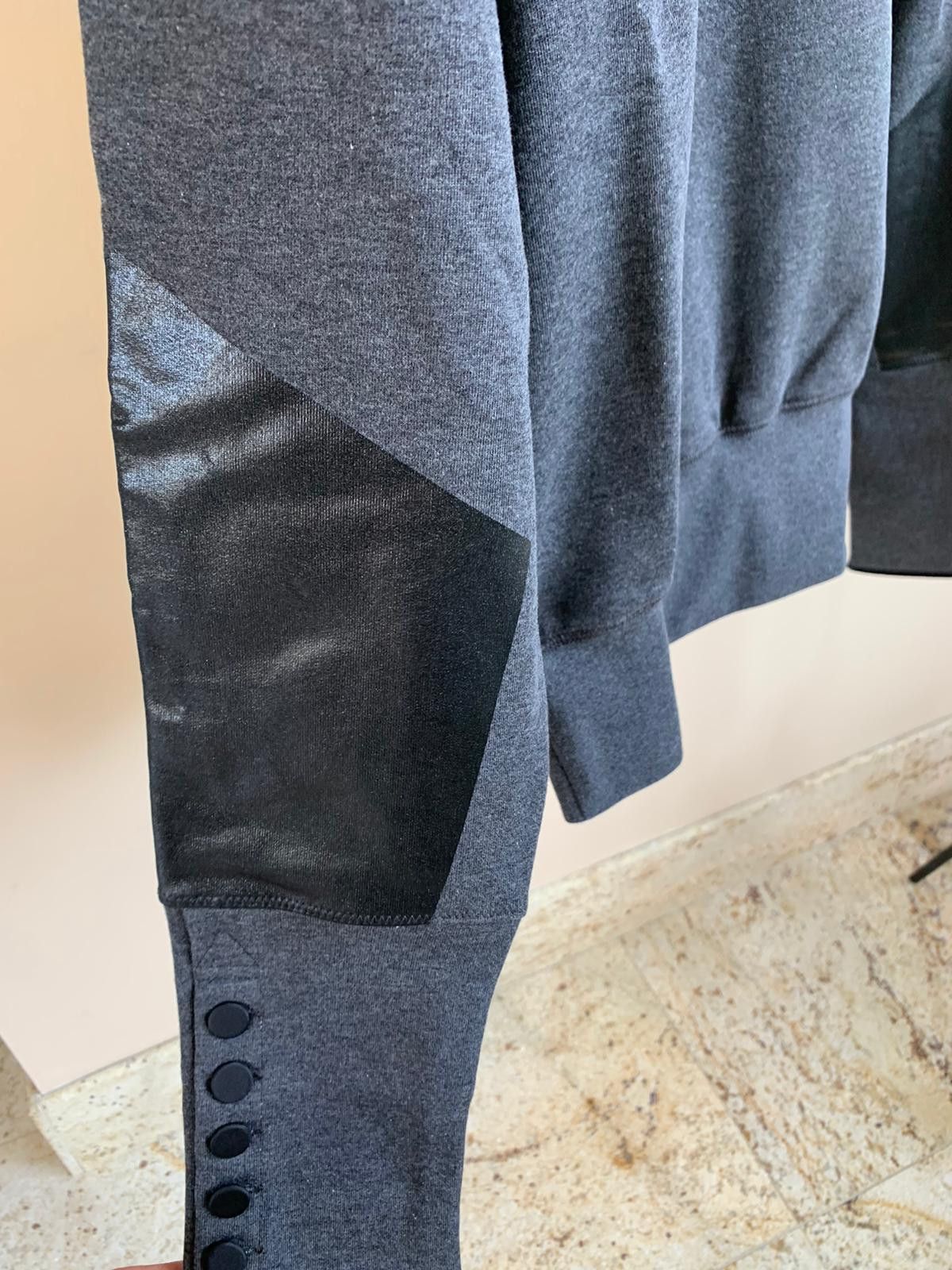Alexander McQueen Sweater / Jumper With Button Cuff in Grey Size US M / EU 48-50 / 2 - 8 Thumbnail