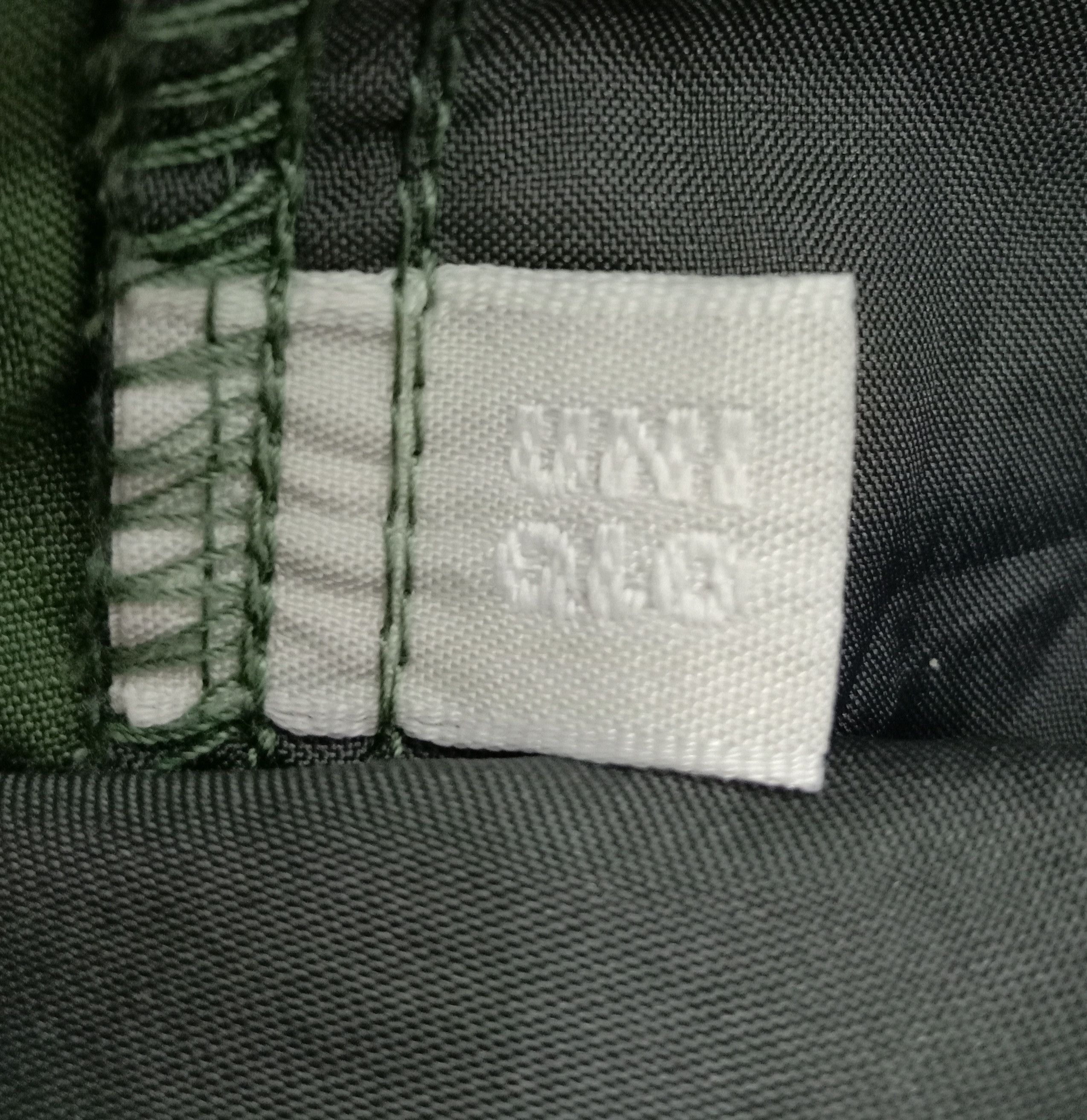 Uniqlo Japanese Uniqlo Multi Pocket Cargo Tactical Pants Size US 32 / EU 48 - 16 Thumbnail