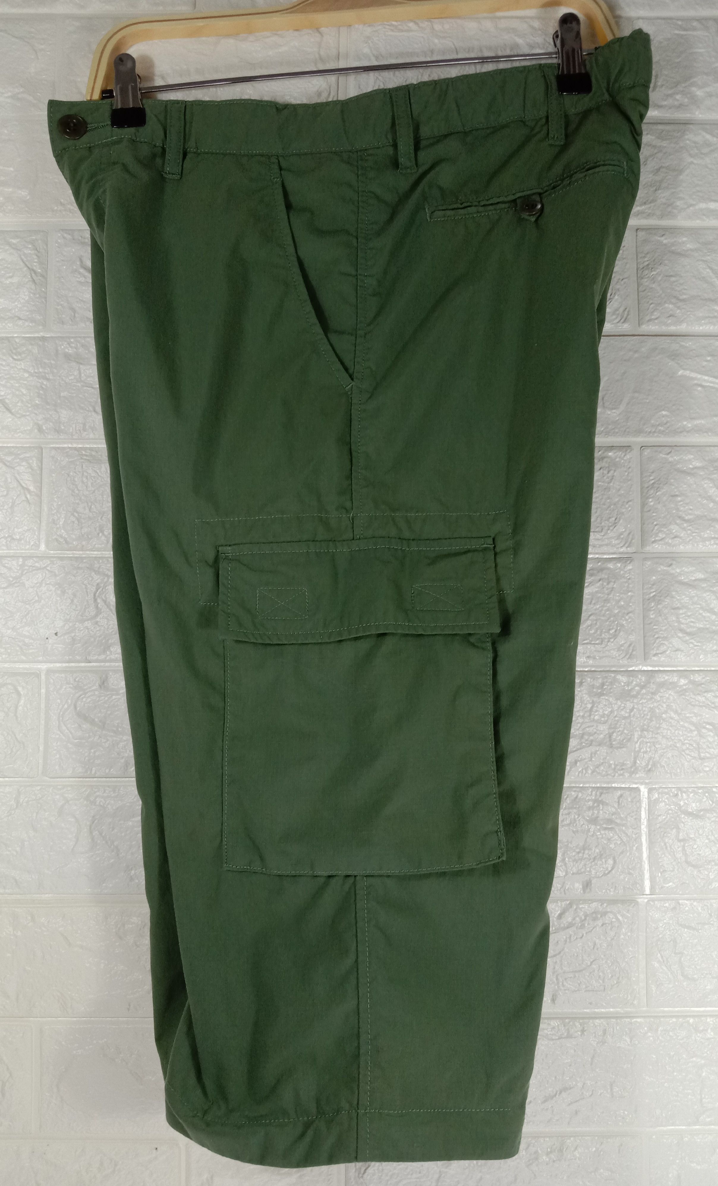 Uniqlo Japanese Uniqlo Multi Pocket Cargo Tactical Pants Size US 32 / EU 48 - 14 Thumbnail