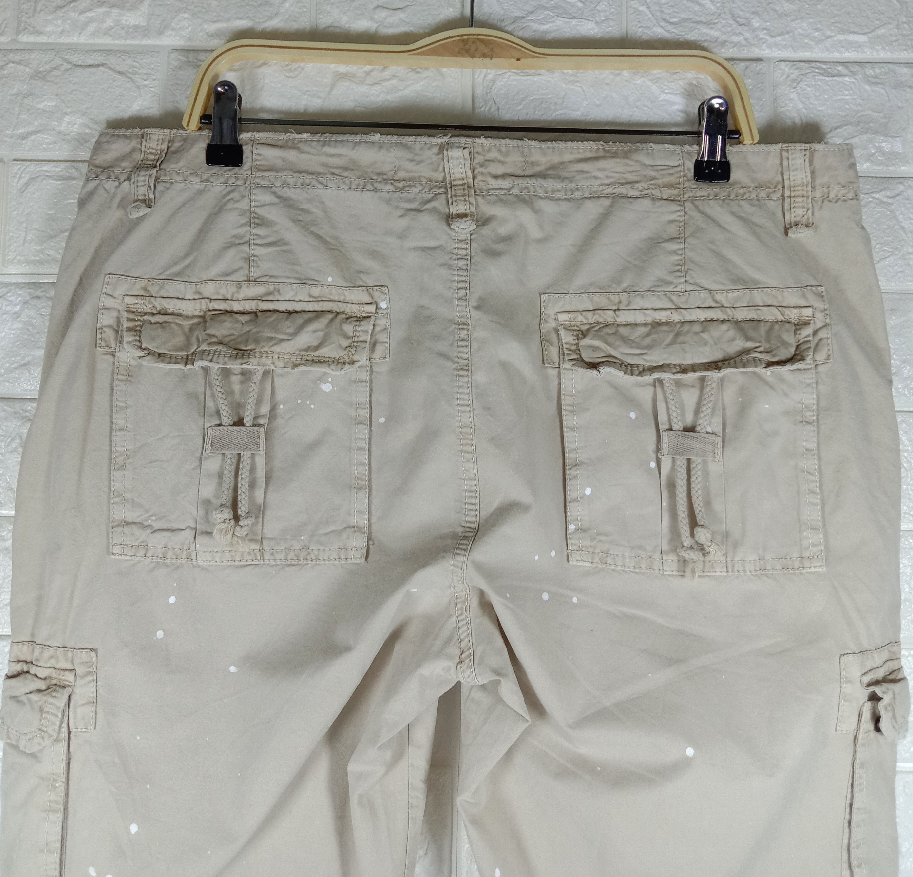 Old Navy Vintage Old Navy Paints Splattered Cargo Flare Pants Size 39" - 6 Thumbnail