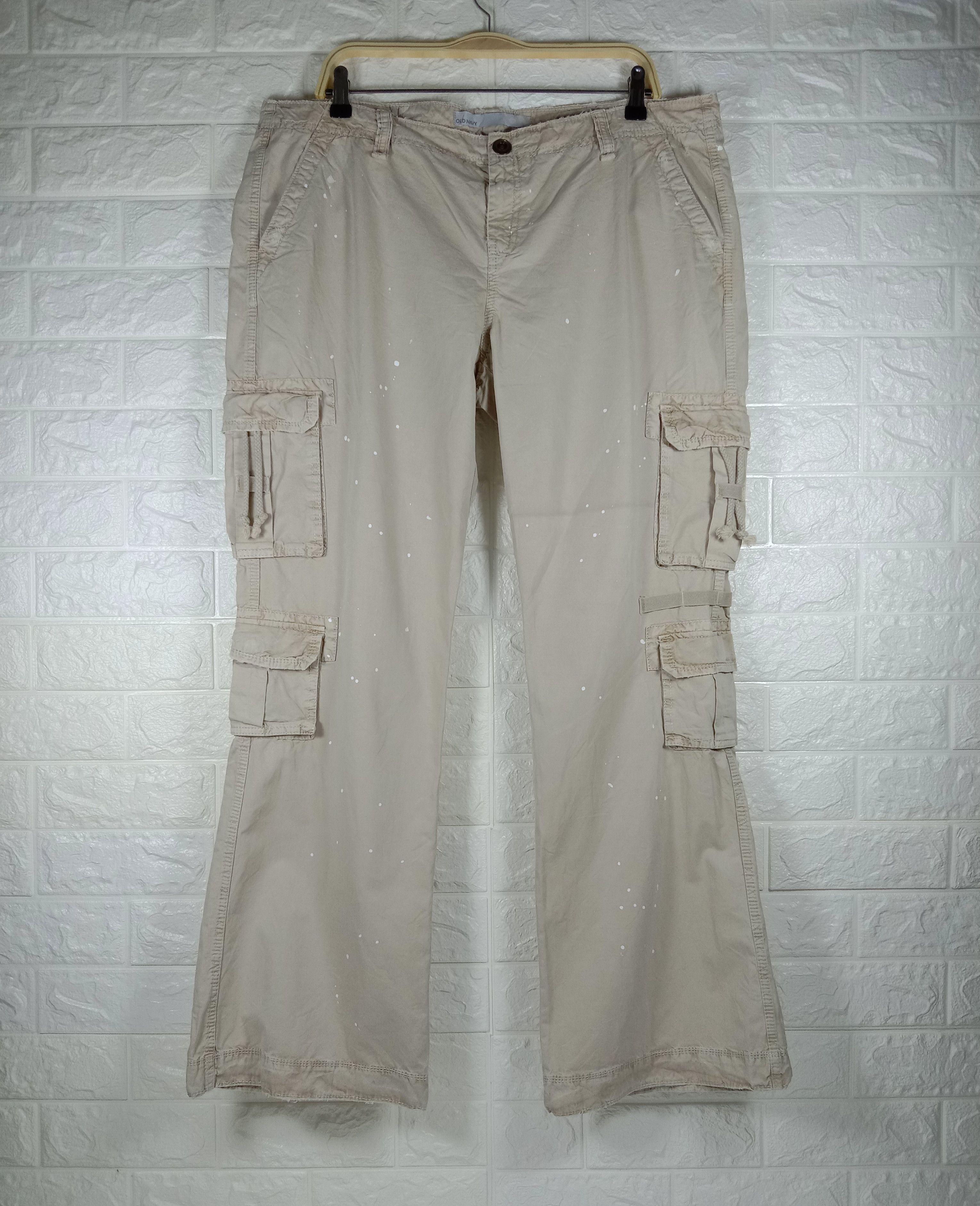 Old Navy Vintage Old Navy Paints Splattered Cargo Flare Pants Size 39" - 1 Thumbnail