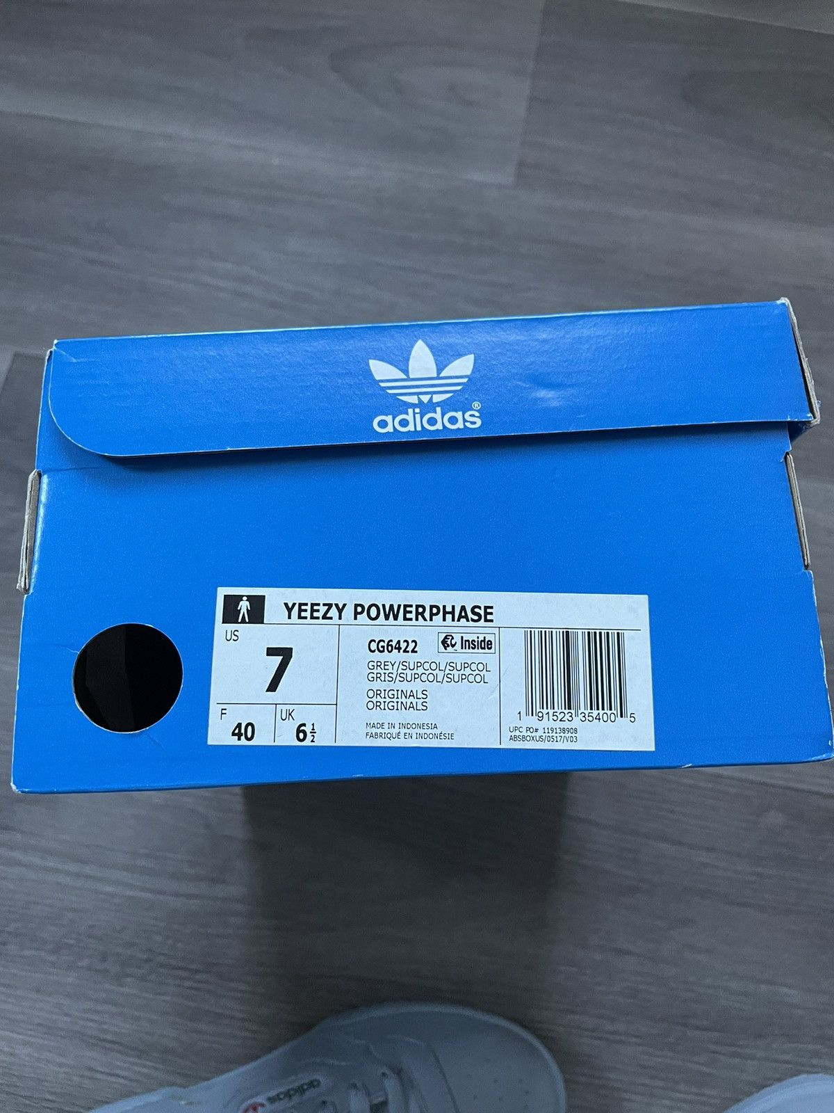 Adidas × Kanye West Yeezy powerphase Size US 7 / EU 40 - 6 Thumbnail