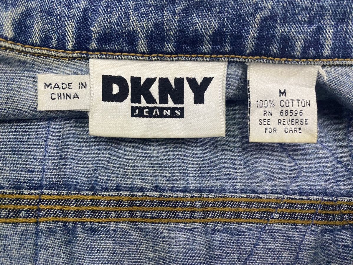 DKNY DKNY Patches Sleeveless Button Denim Jacket (M) Size US M / EU 48-50 / 2 - 10 Thumbnail