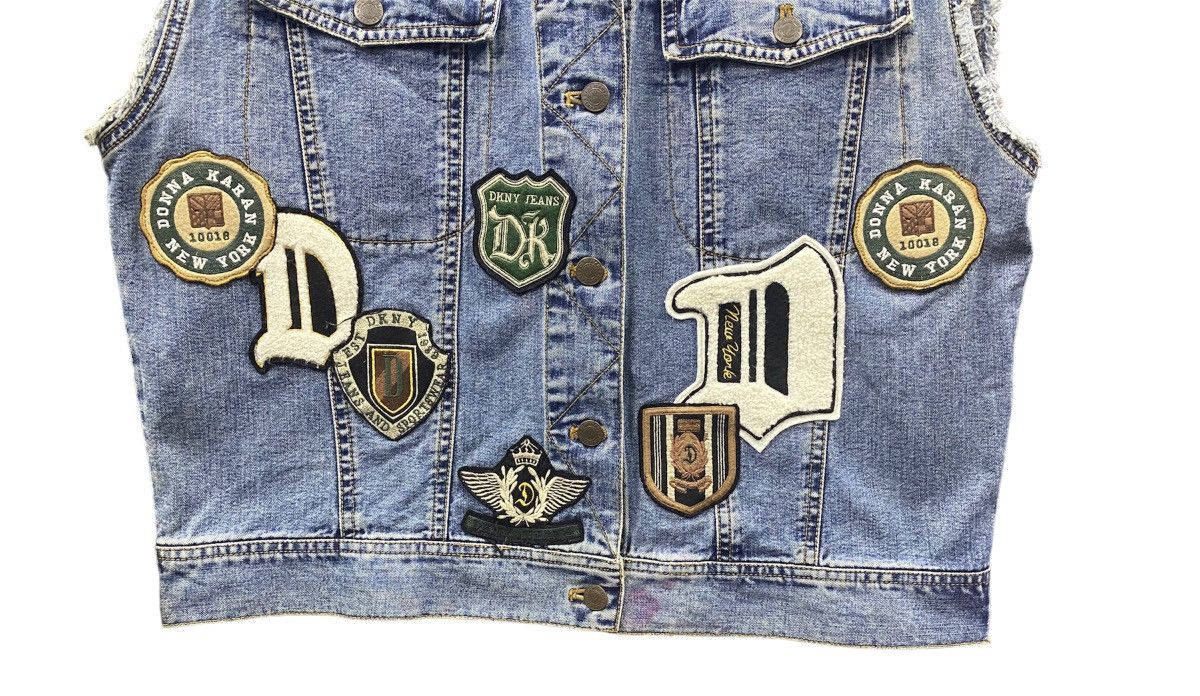 DKNY DKNY Patches Sleeveless Button Denim Jacket (M) Size US M / EU 48-50 / 2 - 7 Thumbnail