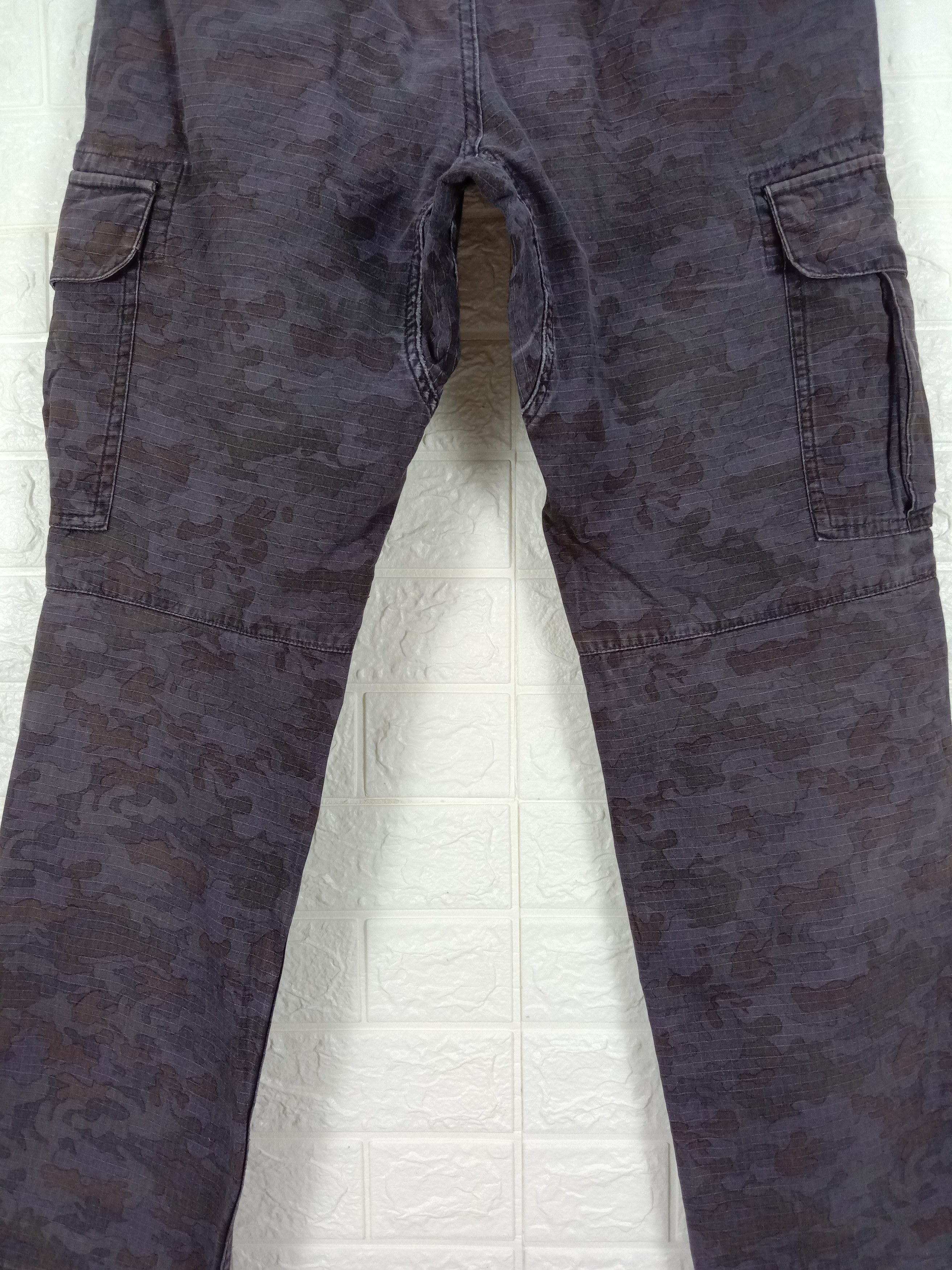 Japanese Brand Vintage Japanese Gladiator Camo Multi Pocket Cargo Pants Size US 33 - 7 Thumbnail
