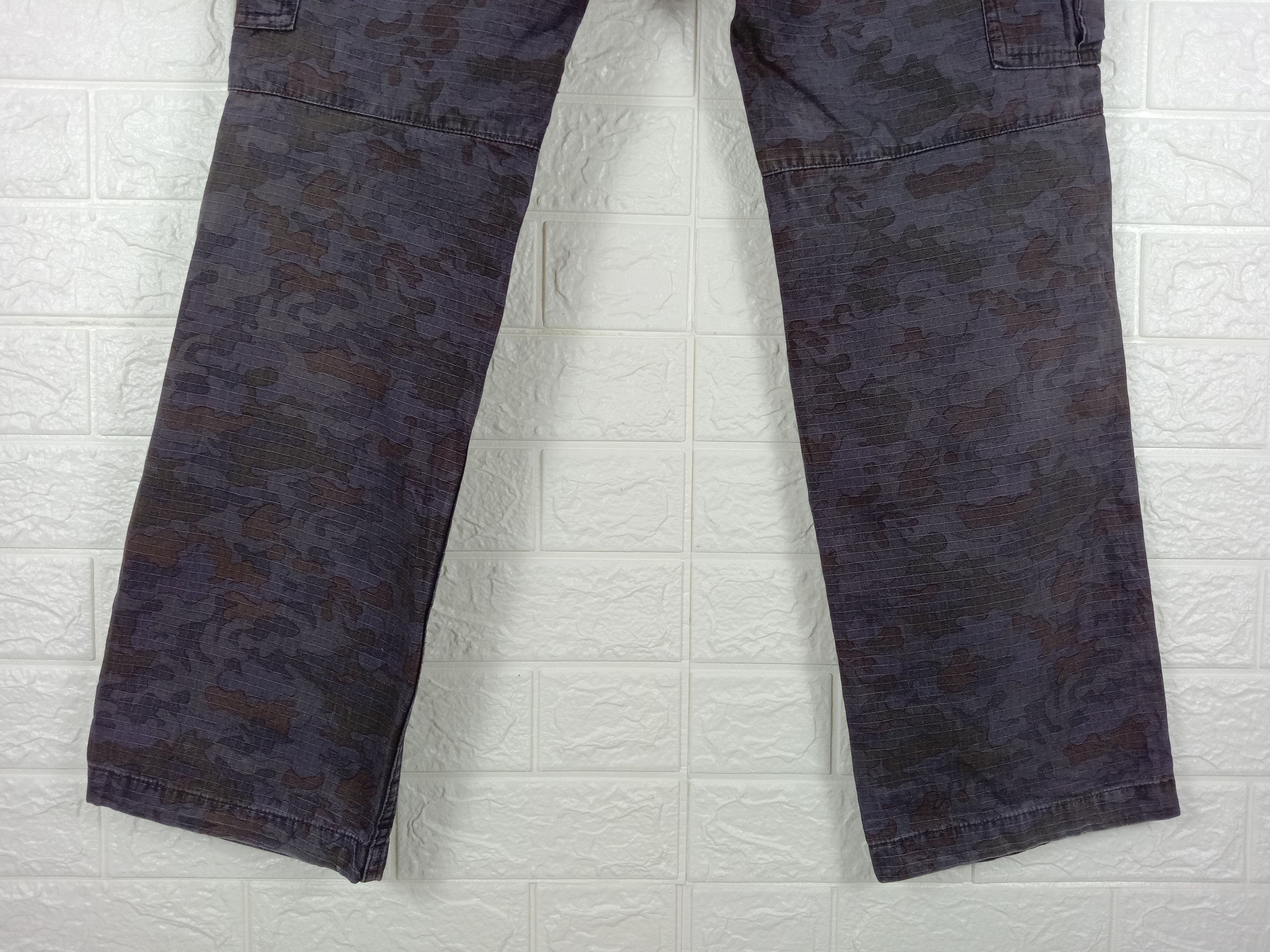 Japanese Brand Vintage Japanese Gladiator Camo Multi Pocket Cargo Pants Size US 33 - 8 Thumbnail