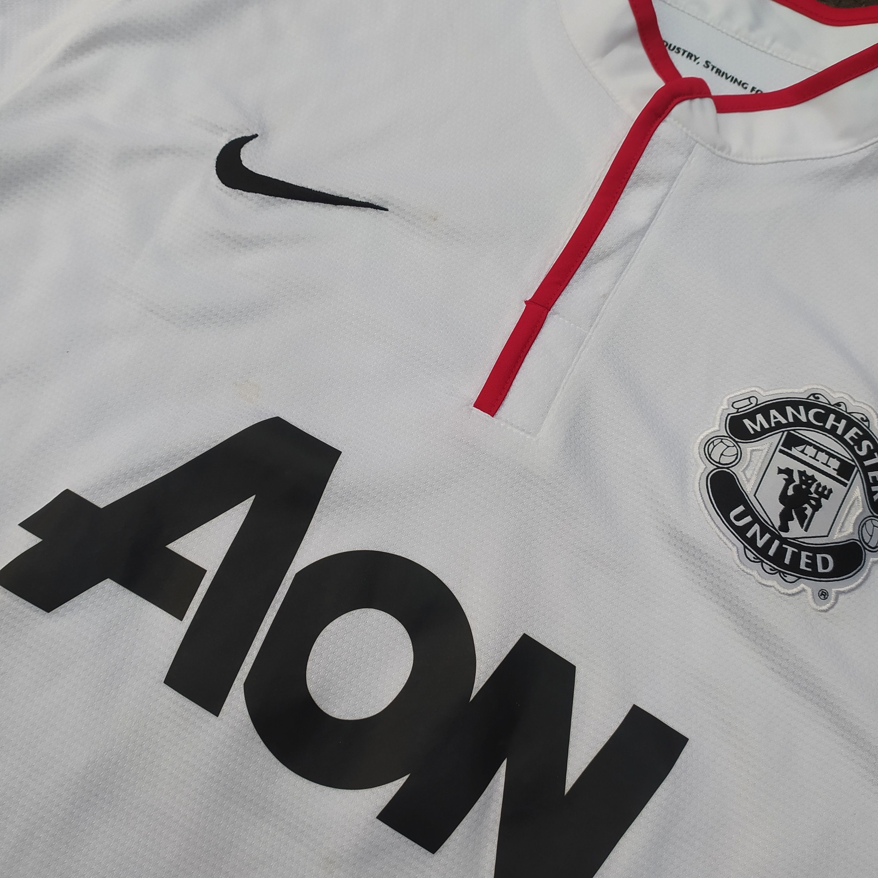 Nike Manchester United 2012/2013 Away Shirt - Last EPL Title Size US XL / EU 56 / 4 - 4 Thumbnail