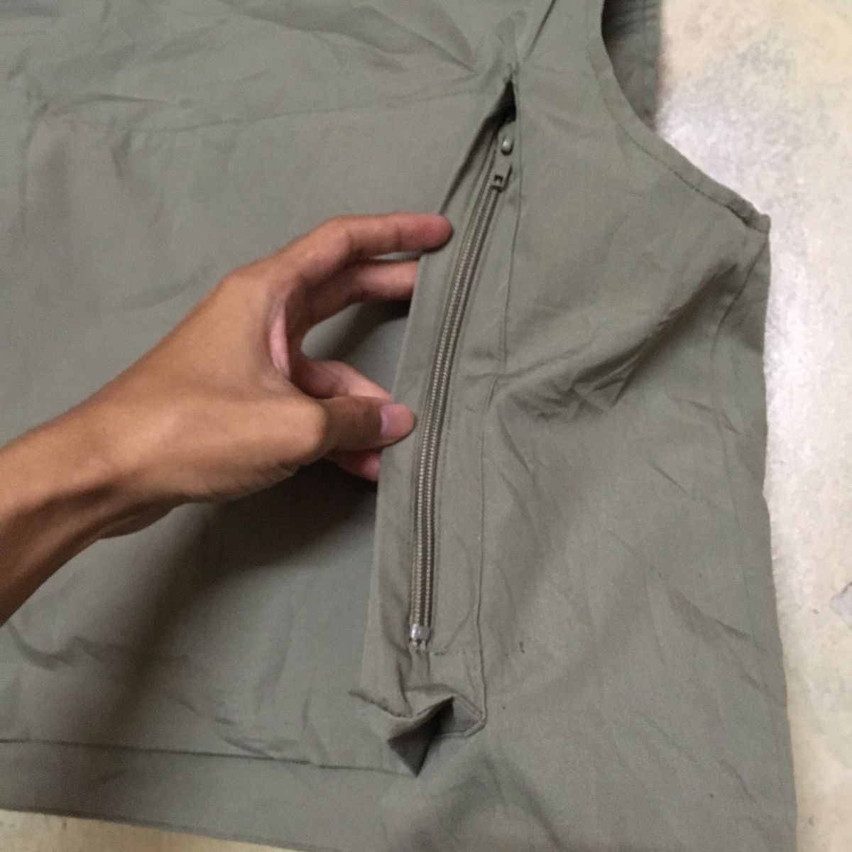 Japanese Brand Utilities Vest Multipockets Tactical Style Size US L / EU 52-54 / 3 - 9 Thumbnail