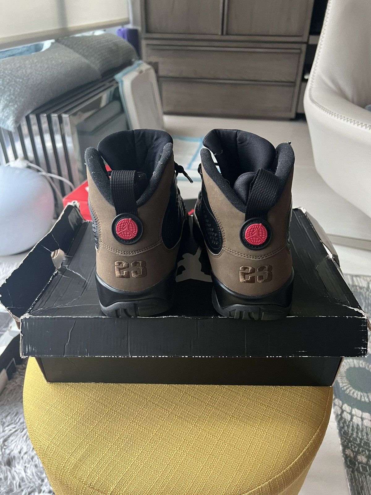 Jordan Brand × Nike Air Jordan Olive 9 2012 Size US 10 / EU 43 - 5 Thumbnail