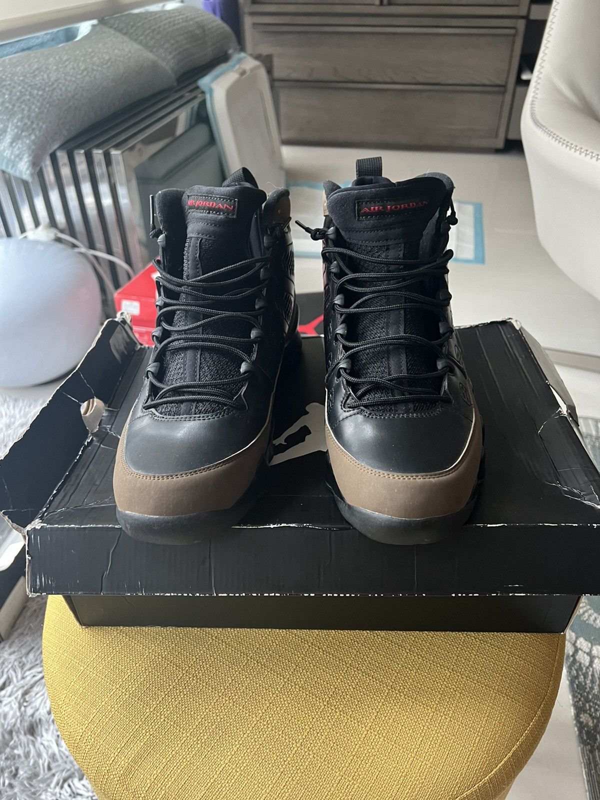 Jordan Brand × Nike Air Jordan Olive 9 2012 Size US 10 / EU 43 - 4 Thumbnail