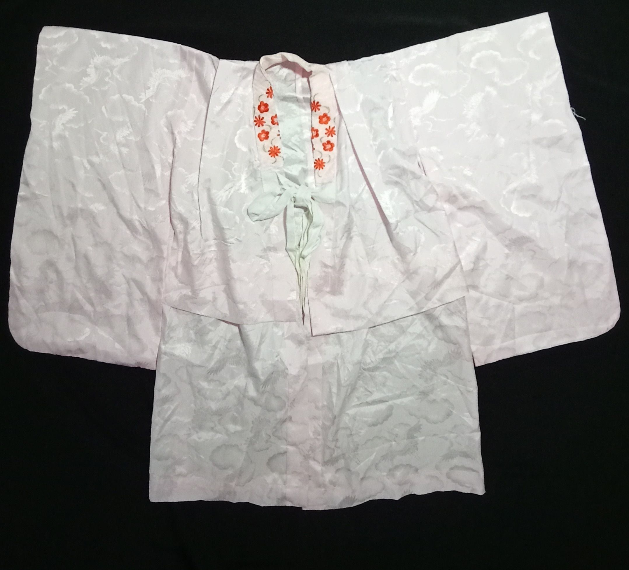 image of Kimono Japan Dragon x Vintage Haori Kimono Silk Pink Short Tomesode Uchikake, Women's (Size Medium)