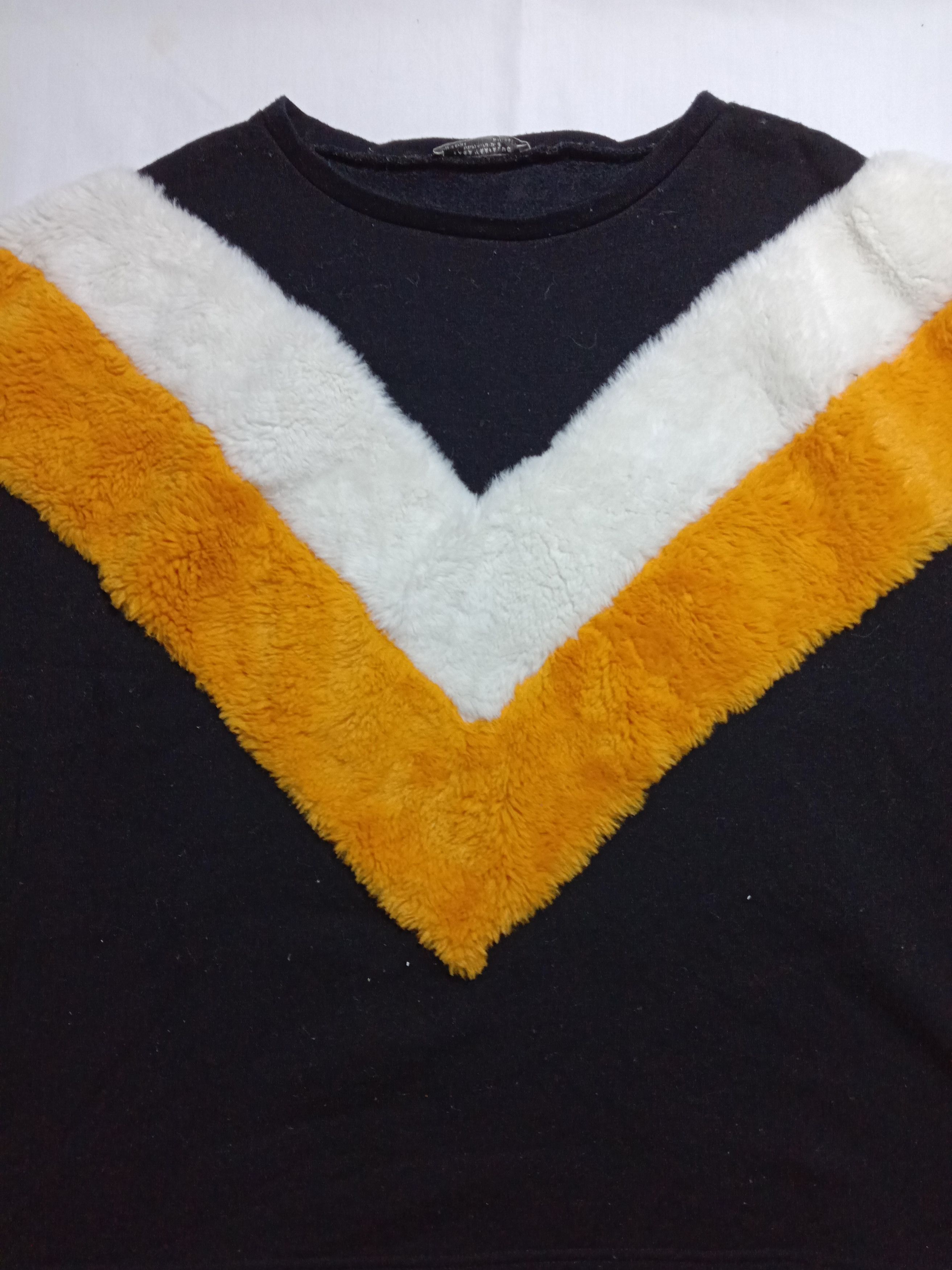 Zara ZARA Big V Striped Color Block Fluffy Fleece Sweatshirt Size US L / EU 52-54 / 3 - 2 Thumbnail