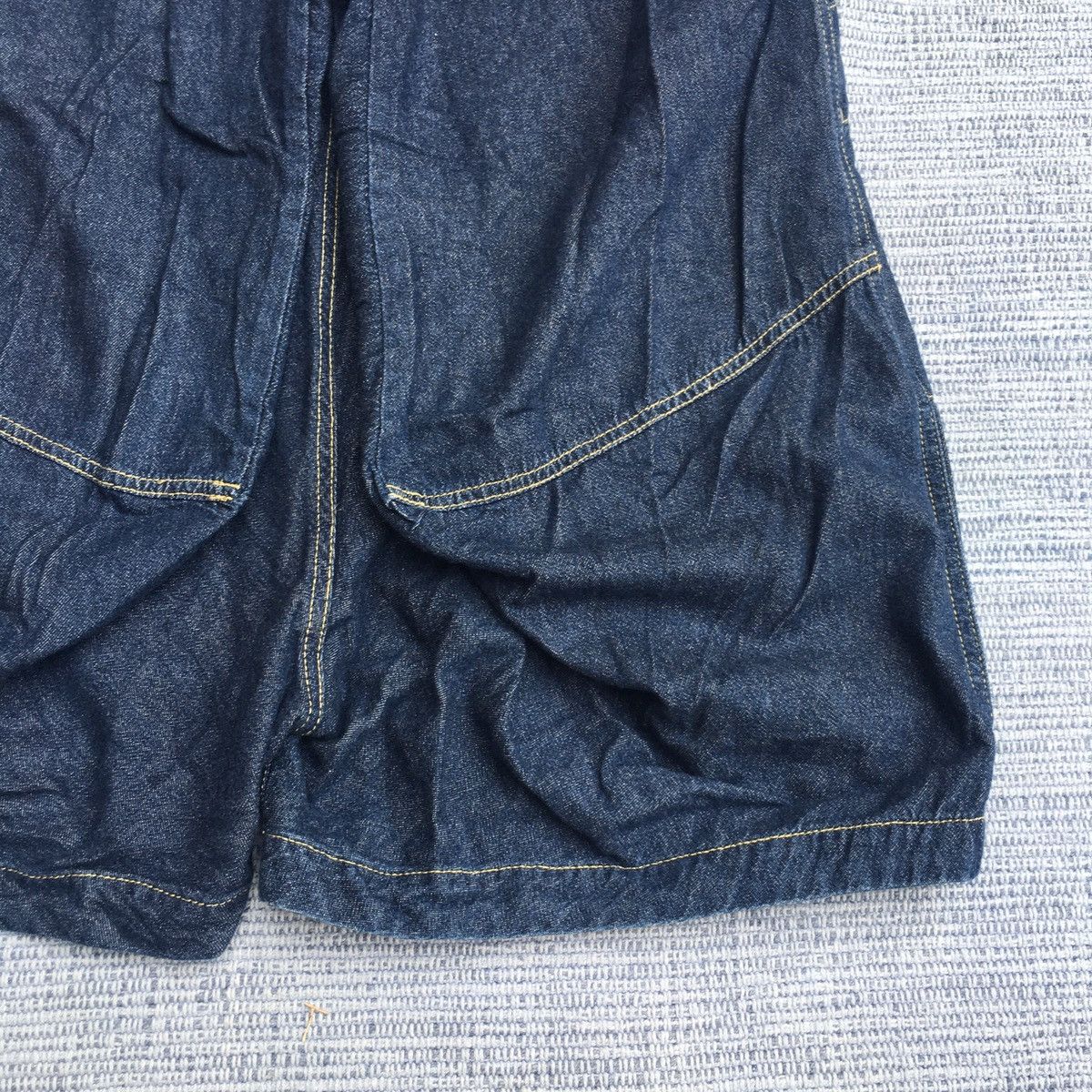 Issey Miyake oversized short Size US 30 / EU 46 - 8 Thumbnail