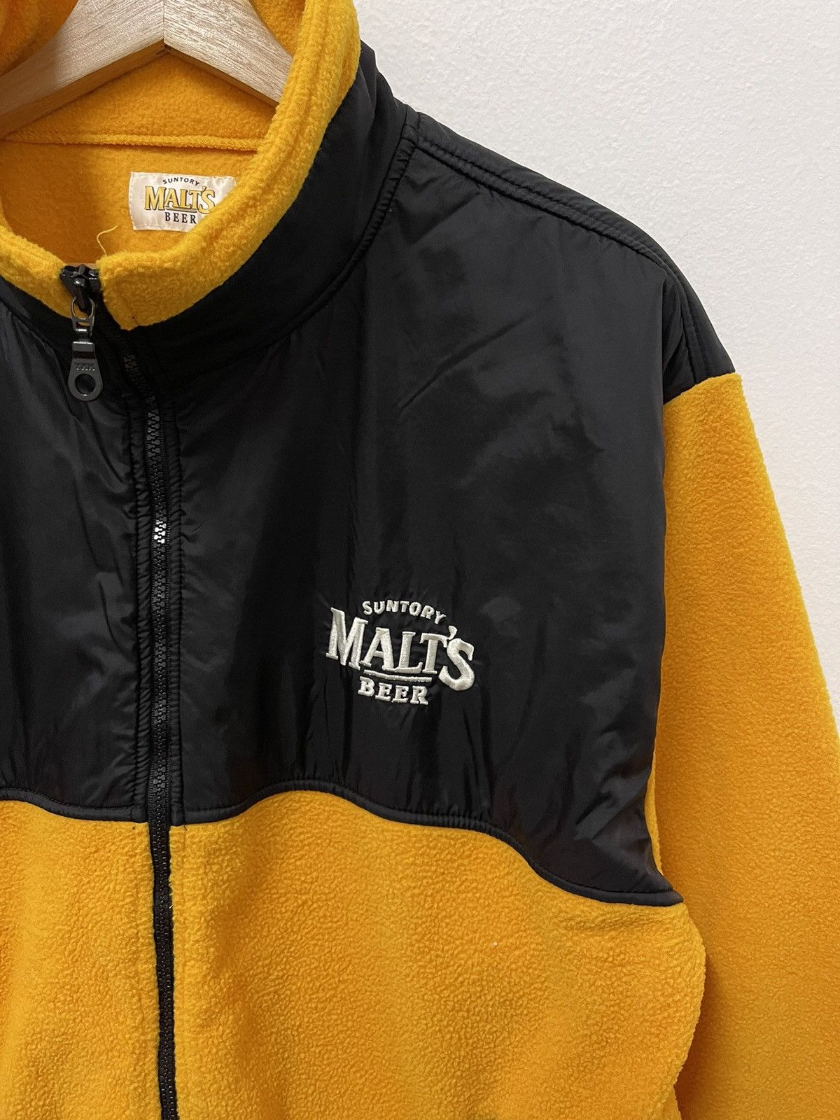 Japanese Brand × Vintage Vintage Suntory Matt’s Beer Fleece Zipper Jacket Size US L / EU 52-54 / 3 - 3 Thumbnail