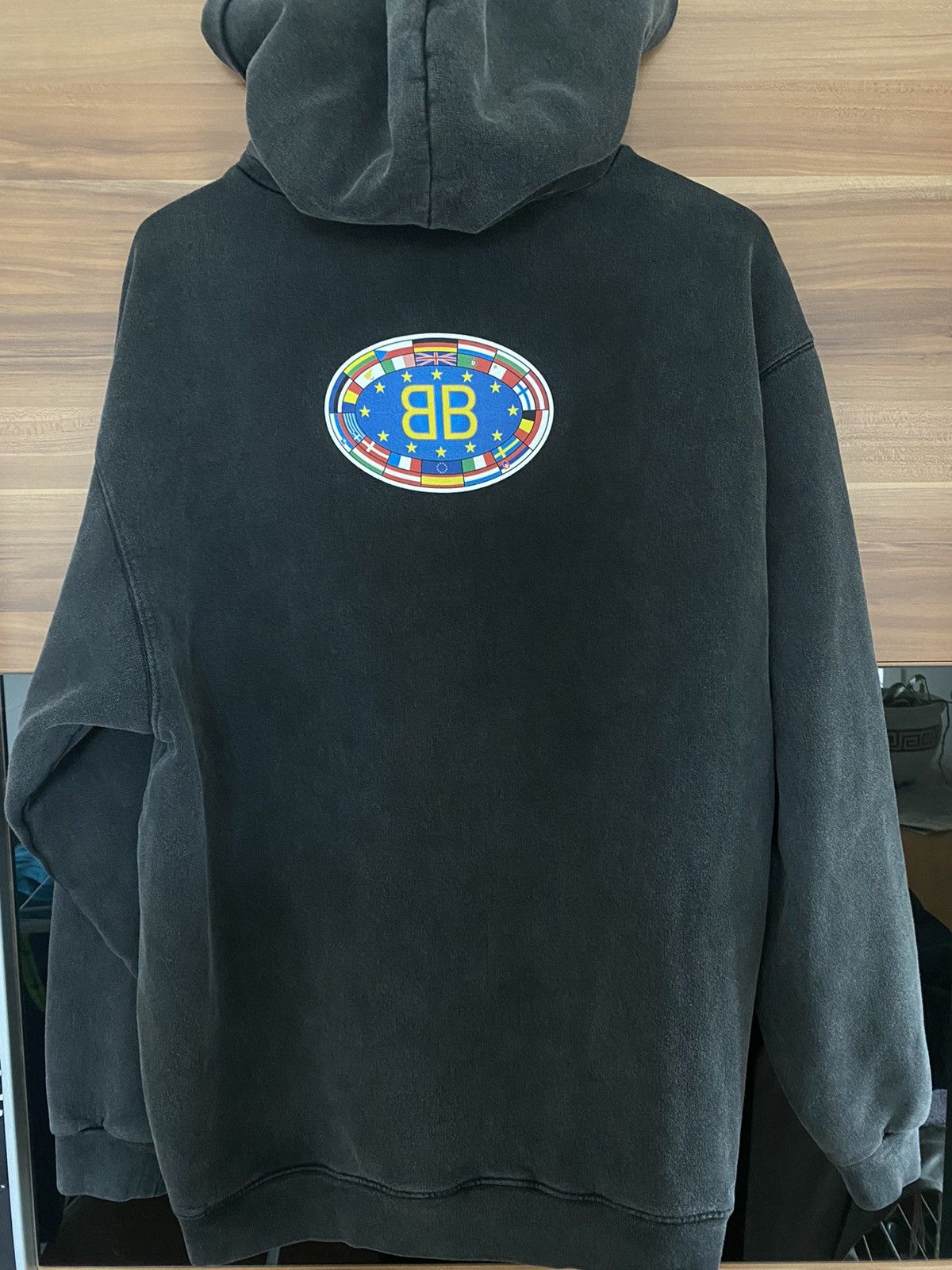 Balenciaga 50 euro store