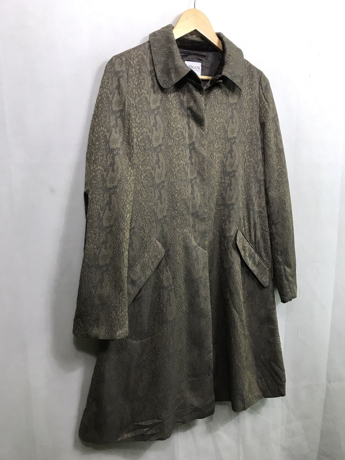 Armani 🔥Armani snake skin design long coat jacket made in romania Size US S / EU 44-46 / 1 - 2 Thumbnail