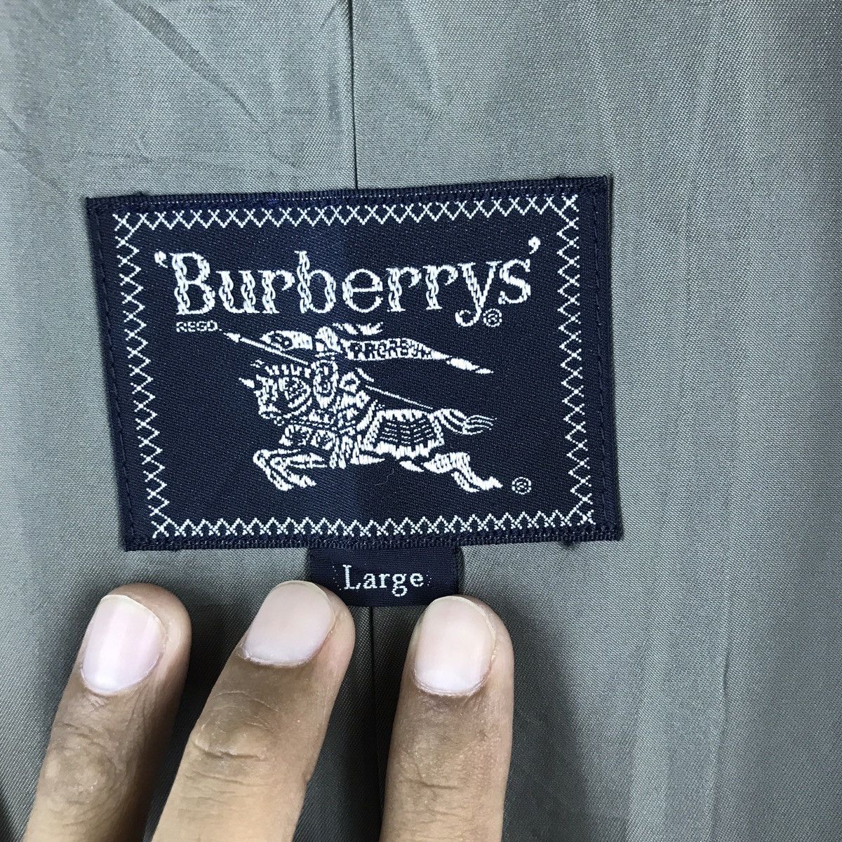 Burberry BURBERRY CARGO LIGHT JACKET Size US L / EU 52-54 / 3 - 11 Thumbnail