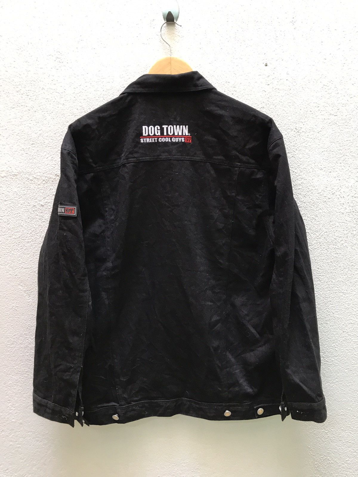 Dogtown 🔊🔥FINAL DROP🔥DOGTOWN STREET COOL GUYS DENIM JACKET Size US L / EU 52-54 / 3 - 5 Thumbnail