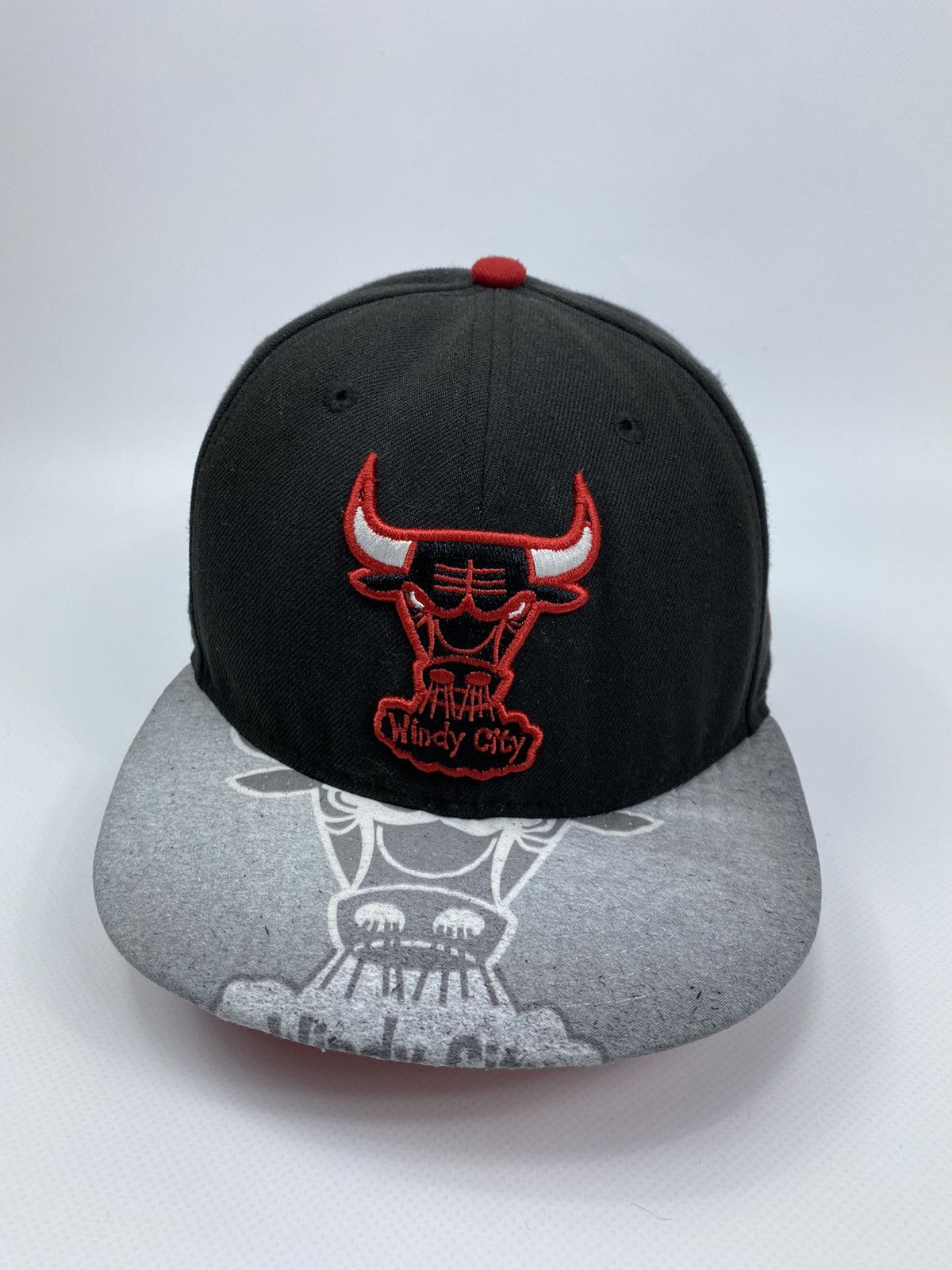New Era 🔥LASTDROP🔥 Vintage Chicago Bulls Cap Hardwood Windy City HWC Size ONE SIZE - 4 Thumbnail