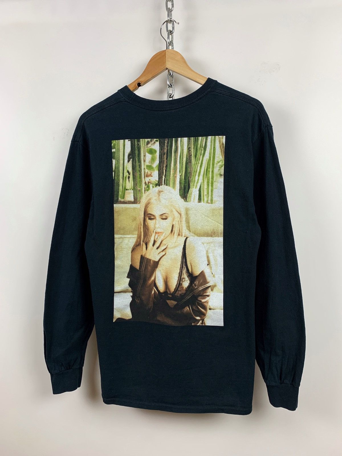 Kendall And Kylie Vintage Kylie Jenner Cosmetics Smoking Long Sleeve Shirt Size US M / EU 48-50 / 2 - 3 Thumbnail