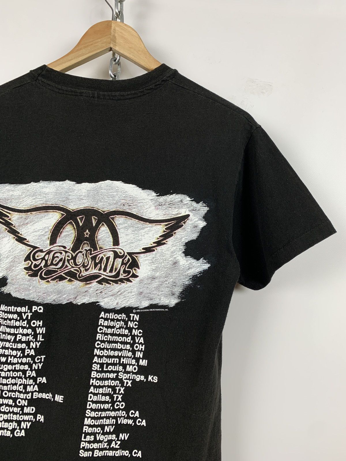 Band Tees 1993 Vintage Aerosmith Get A Grip Faded Travis Style T-Shirt Size US S / EU 44-46 / 1 - 8 Thumbnail