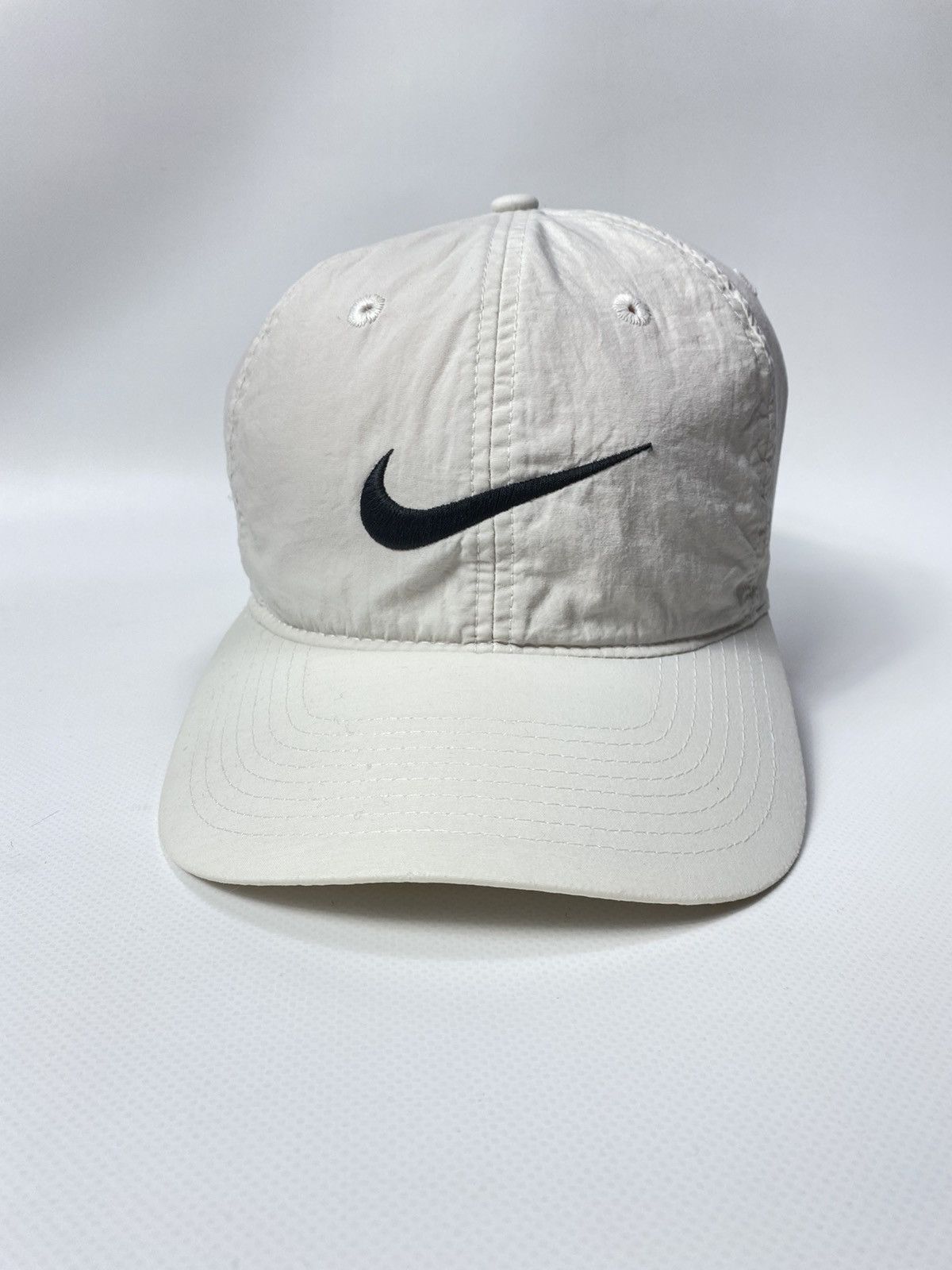 Nike 🔥LASTDROP🔥 90s Nylon Swoosh Classic White Vintage Cap Hat Size ONE SIZE - 3 Thumbnail