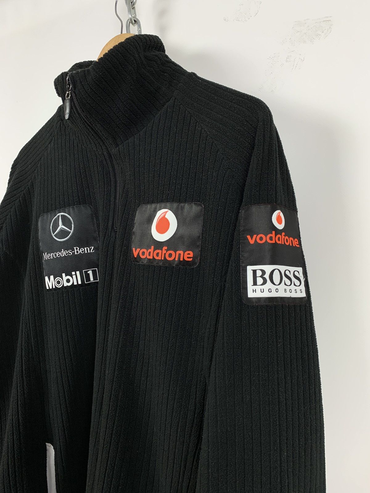 Mercedes-Benz Vintage Mercedes Benz Hugo Boss Vodafone Half Zip Sweater Size US L / EU 52-54 / 3 - 3 Thumbnail