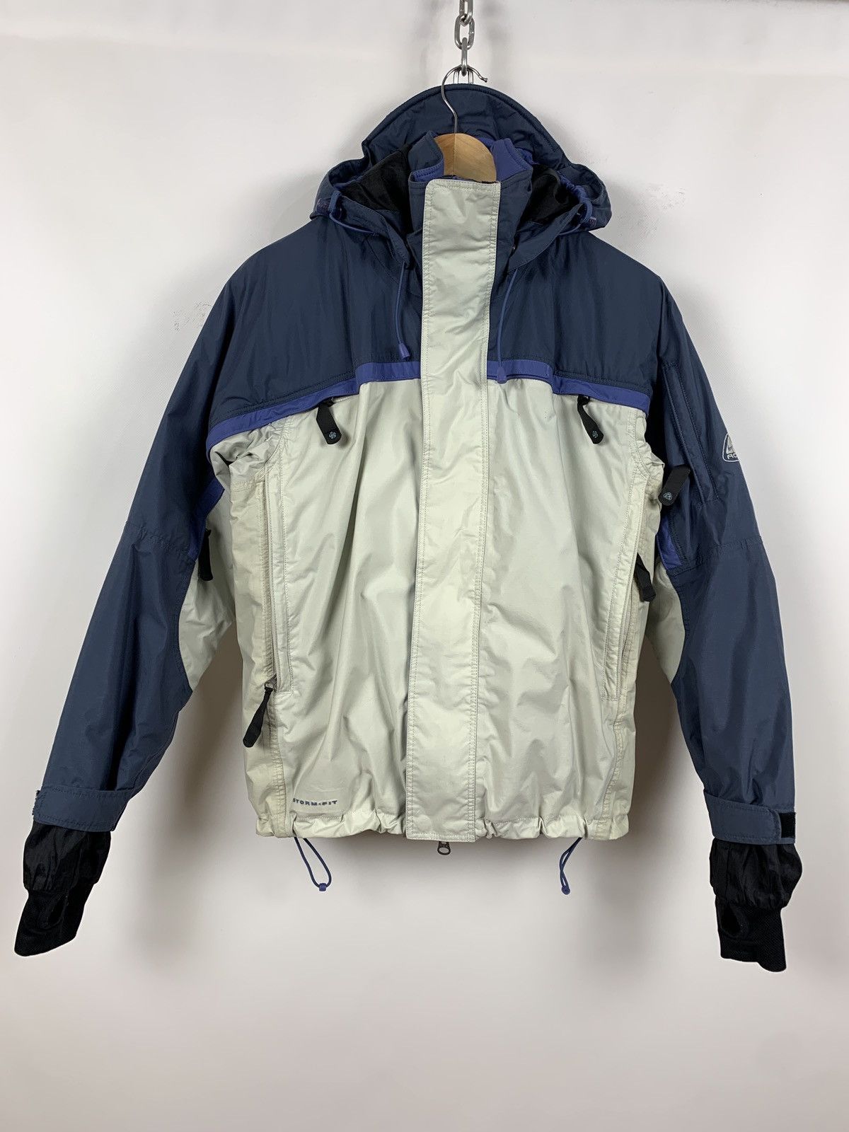 Nike Vintage Nike ACG Storm Fit Hoodie Jacket Size US S / EU 44-46 / 1 - 5 Thumbnail