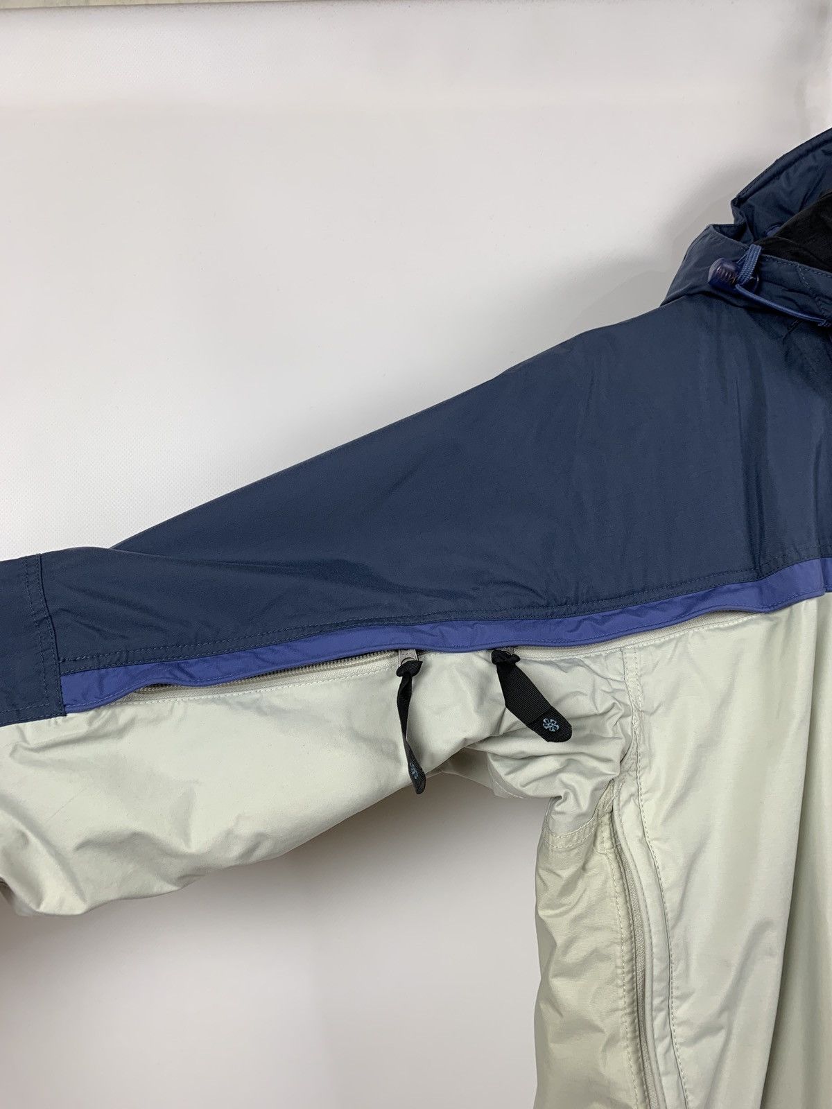 Nike Vintage Nike ACG Storm Fit Hoodie Jacket Size US S / EU 44-46 / 1 - 14 Thumbnail