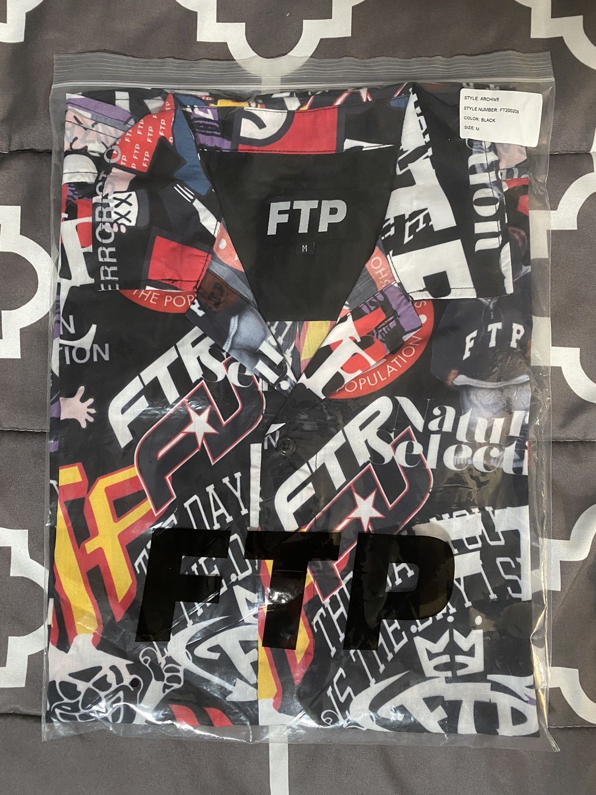 Fuck The Population FTP ARCHIVE BUTTON UP (BLACK) Size US M / EU 48-50 / 2 - 1 Thumbnail