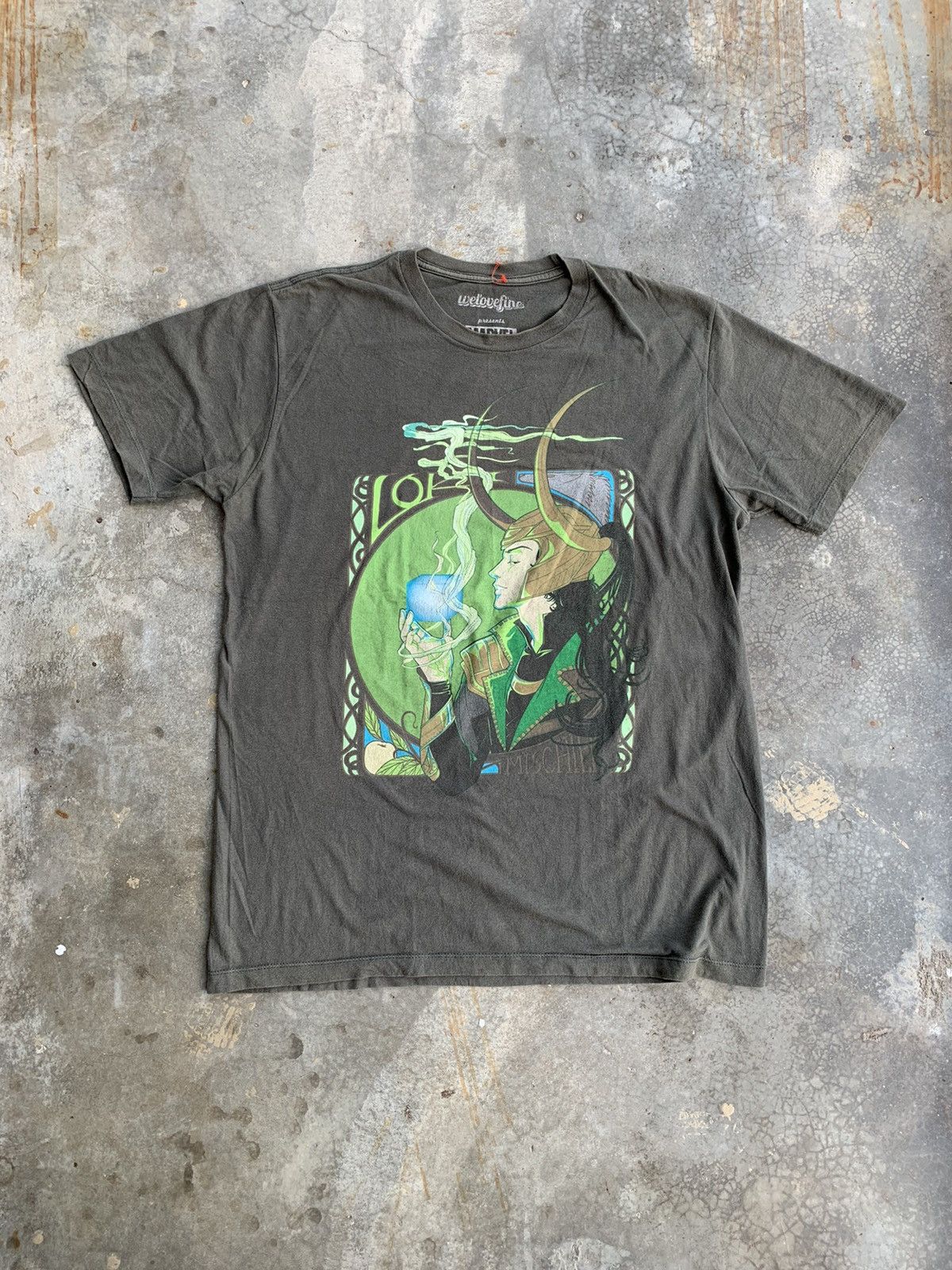 Vintage Y2K Marvel Loki Tshirt