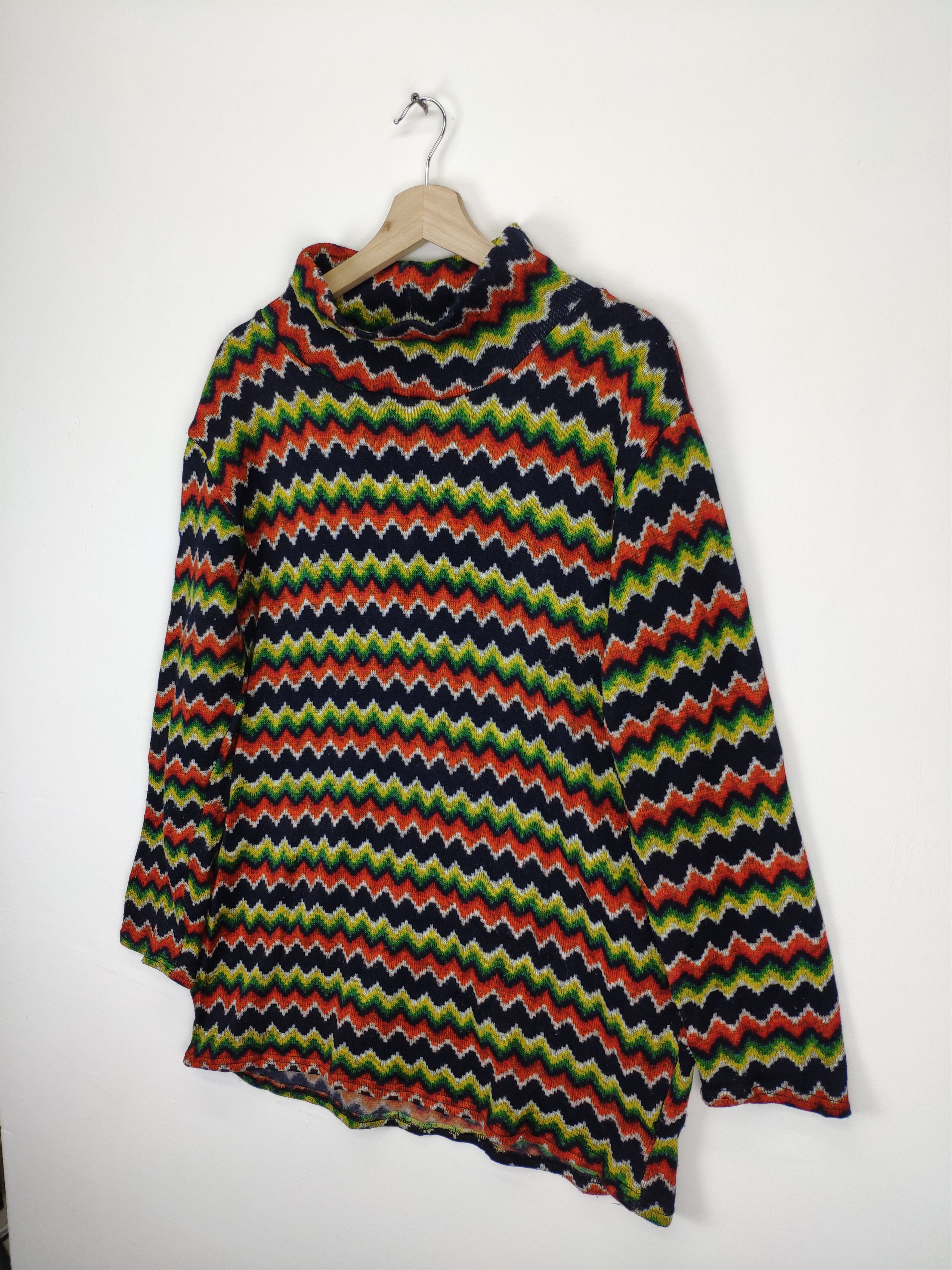 Aran Sweater Market × Japanese Brand × Rainbow Vintage Sweater Rainbow Turtle Neck Size US M / EU 48-50 / 2 - 2 Thumbnail