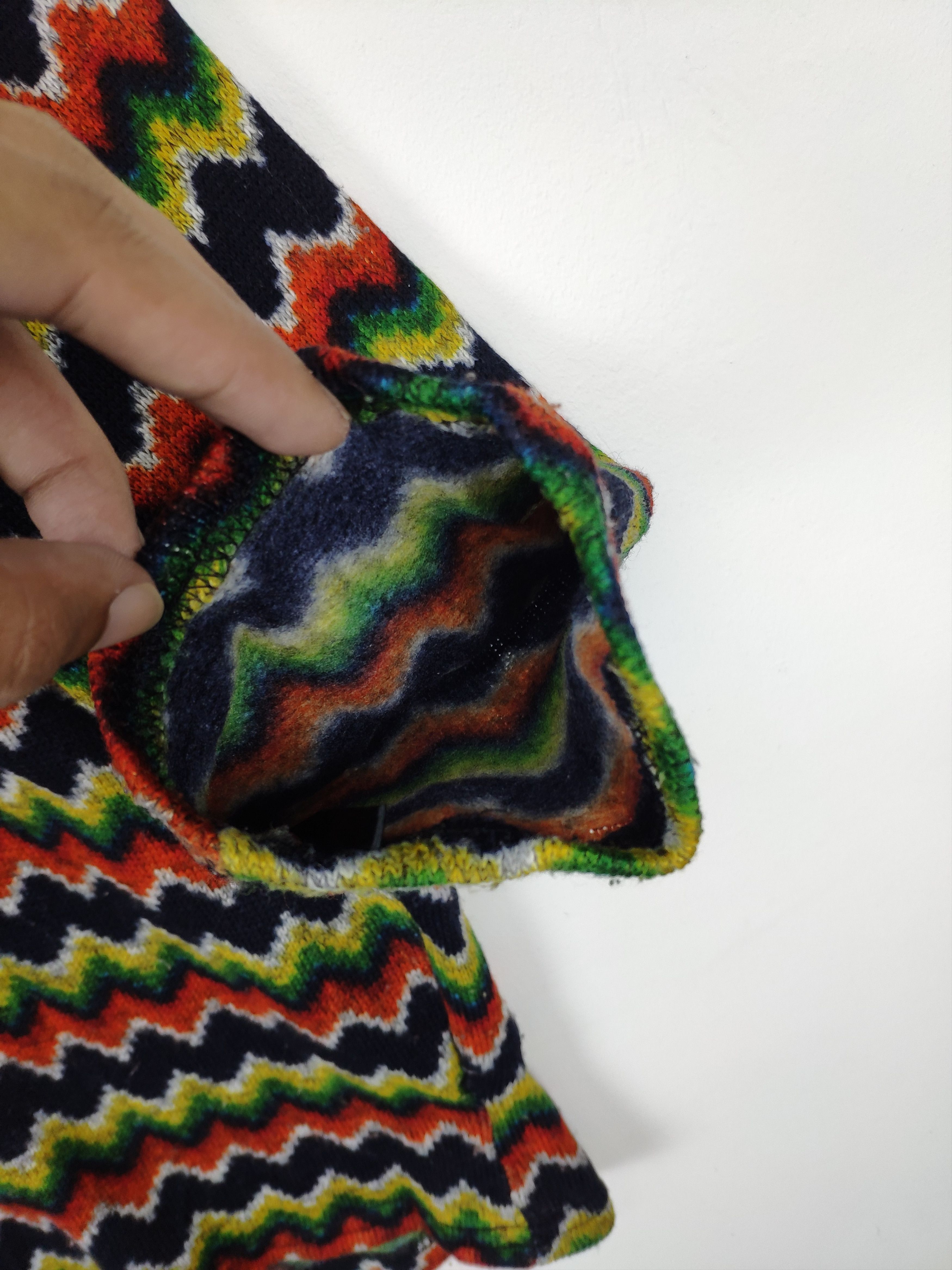 Aran Sweater Market × Japanese Brand × Rainbow Vintage Sweater Rainbow Turtle Neck Size US M / EU 48-50 / 2 - 4 Thumbnail