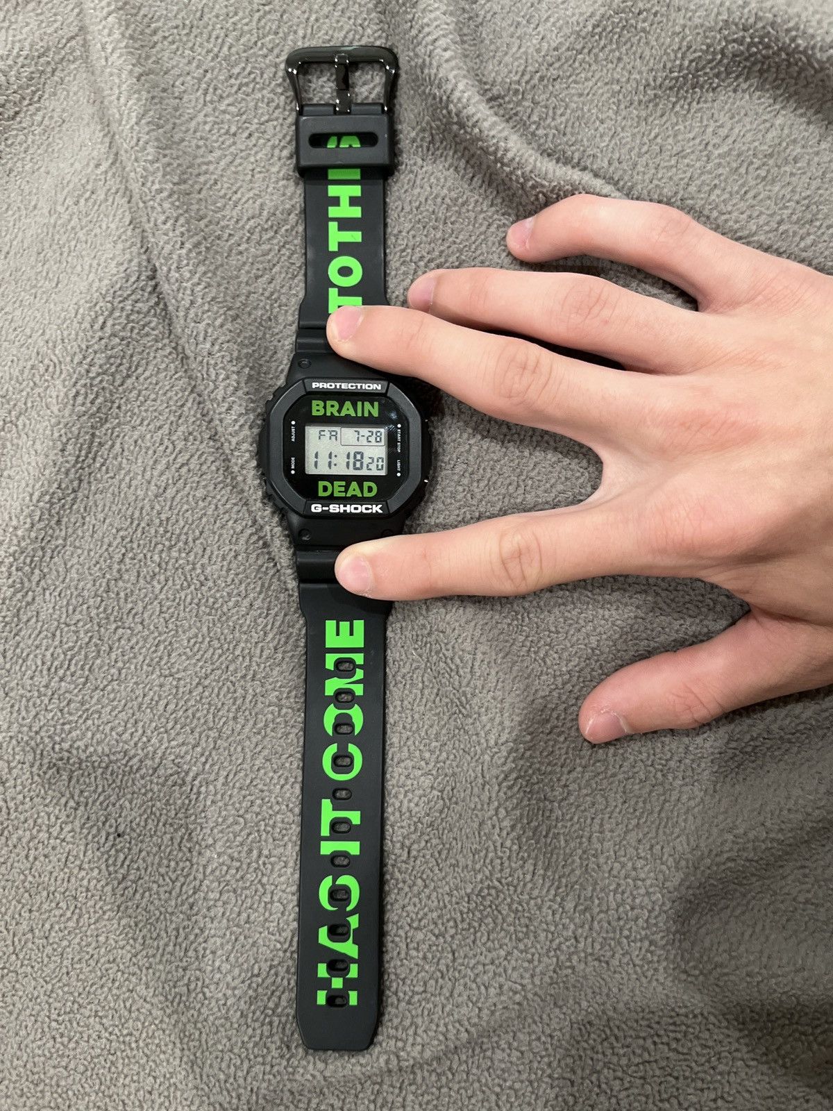 【新品未使用品】BRAIN DEAD ×G-SHOCK DW-5600VT 美品 G-SHOCK BRAIN DEAD コラボ 5600 - メルカリ