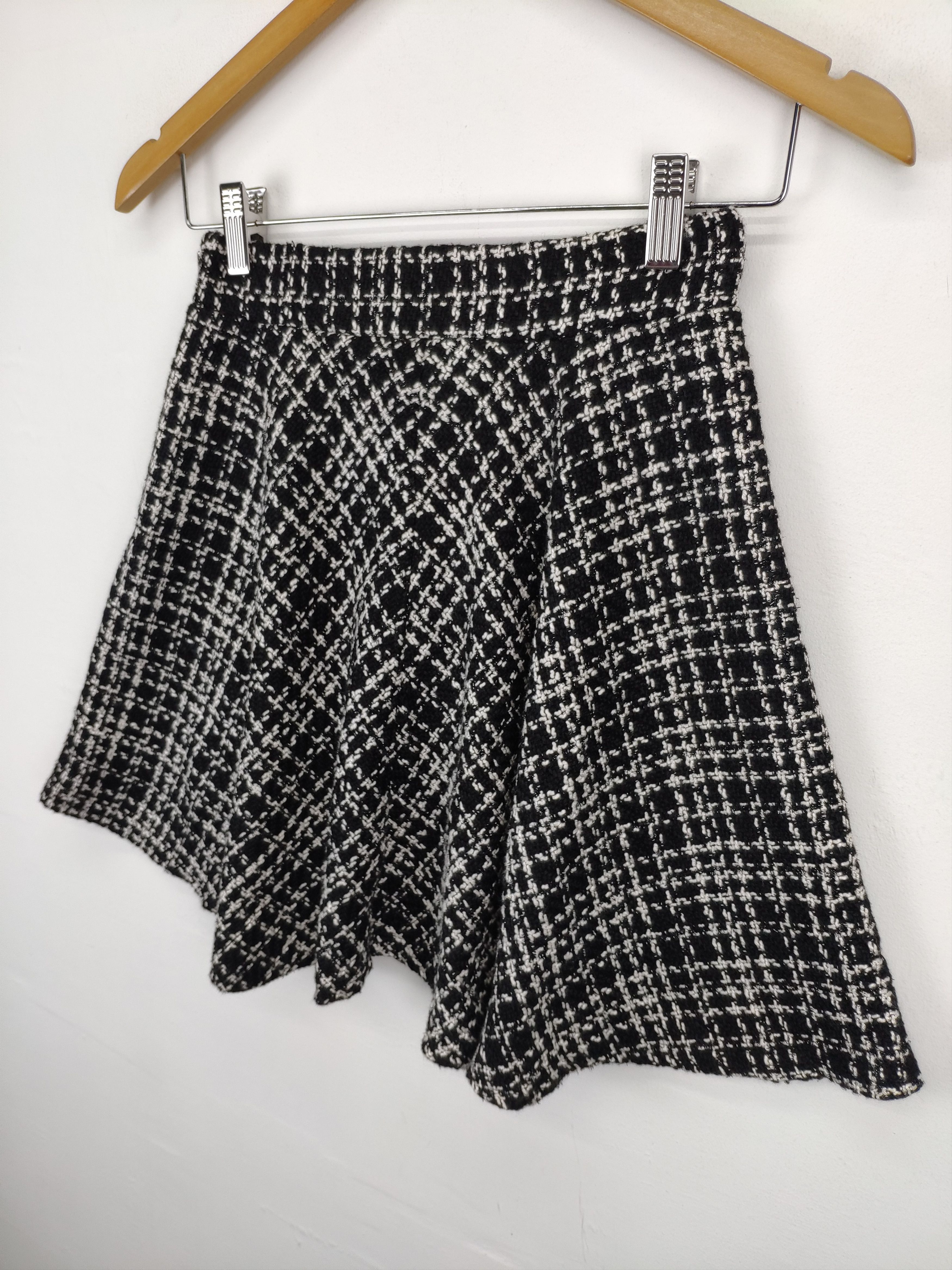 Designer × Japanese Brand Inspired Chanel Tweed Skirt by One Way Size 23" - 4 Thumbnail