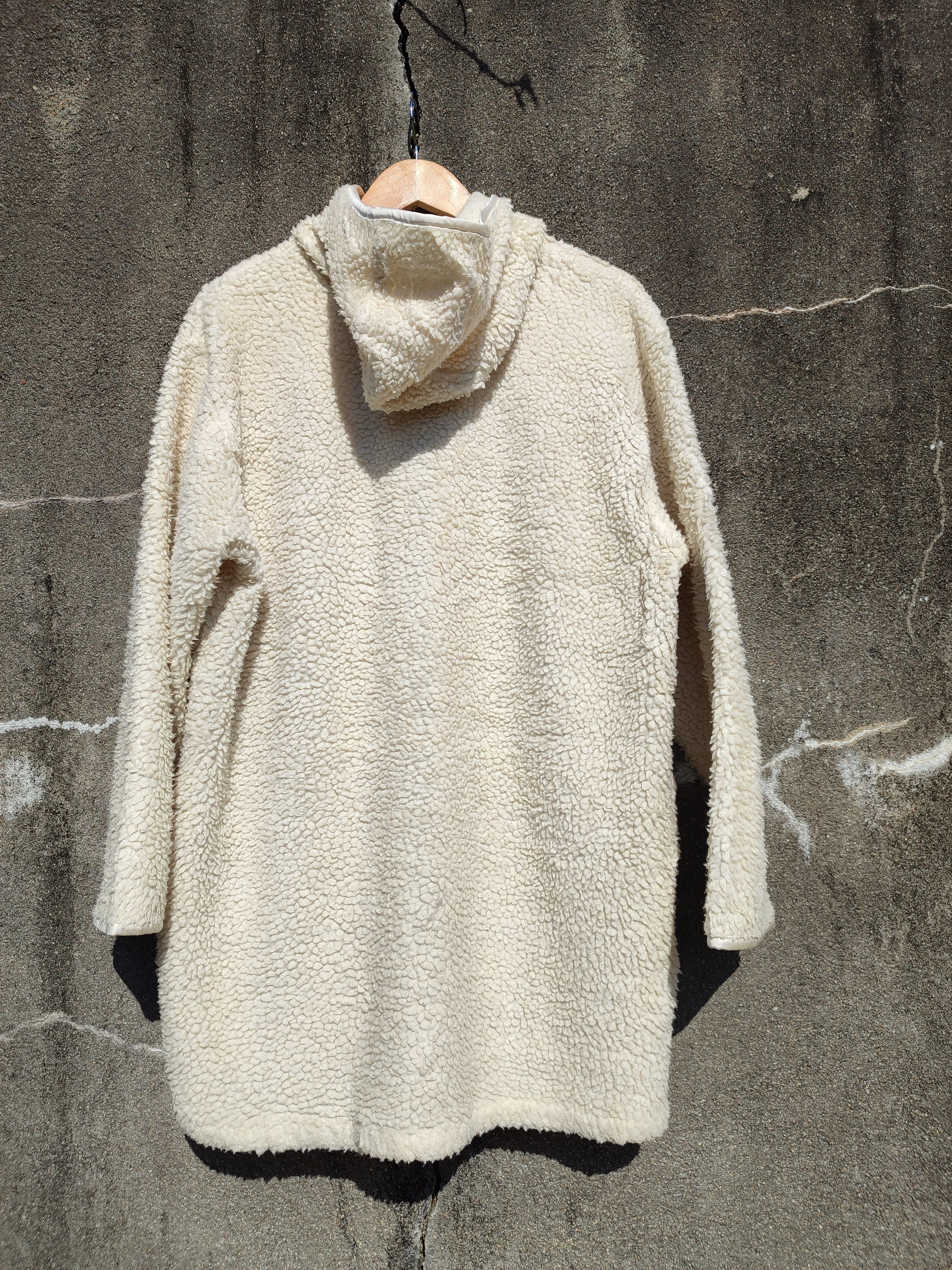 Disney Vintage Disney Pluto Sherpa Duffle Coat – Japan Exclusive Size US L / EU 52-54 / 3 - 12 Thumbnail