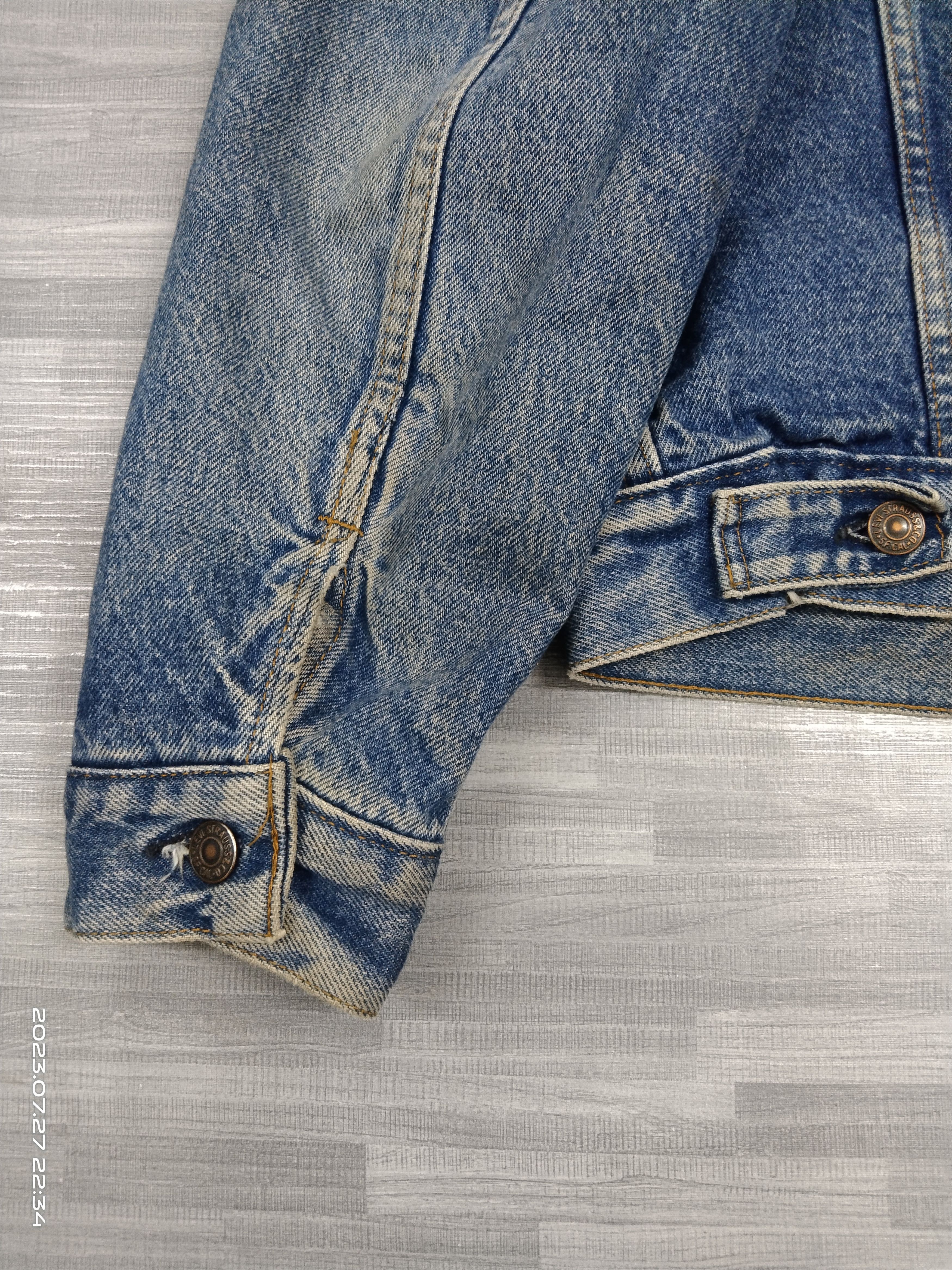 Levi's × Vintage DISTRESSED VINTAGE LEVIS TARTAN FLANEL LINING DENIM JACKET Size US M / EU 48-50 / 2 - 6 Thumbnail