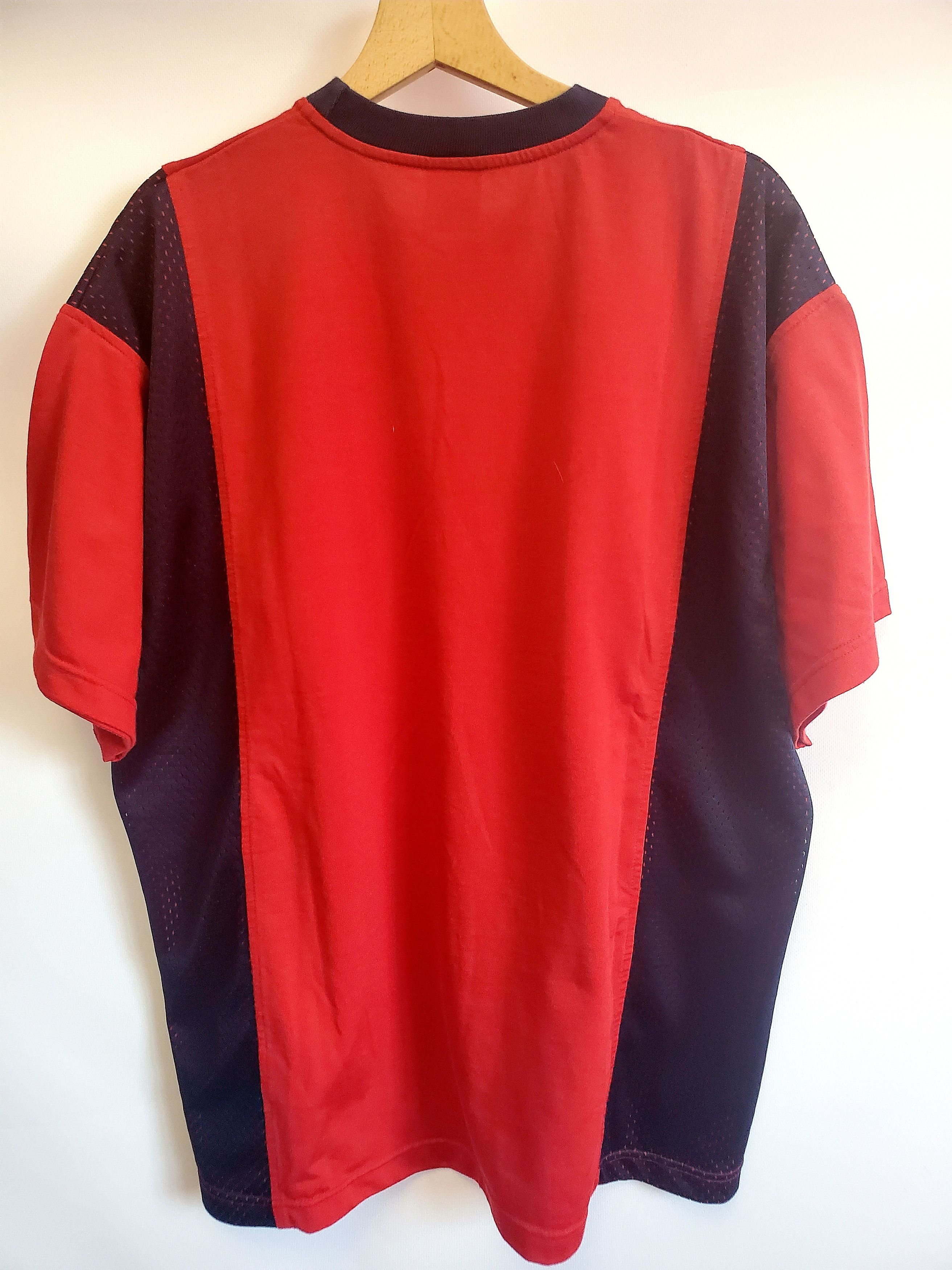 Nike × Vintage Nike y2k Vintage Big Logo Shirt size L,Xl Size US L / EU 52-54 / 3 - 5 Thumbnail