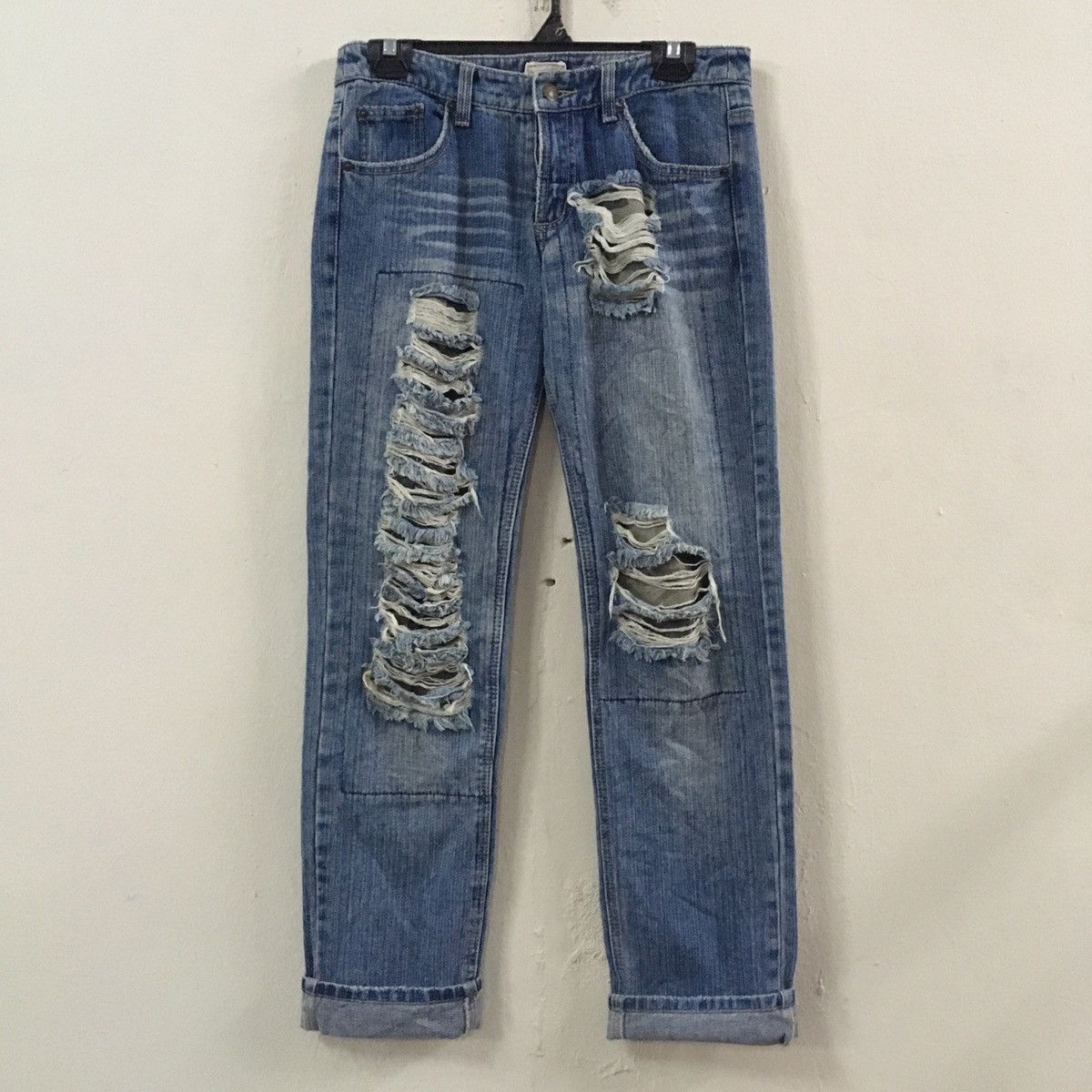 Japanese Brand Japanese brand distressed ripped jeans like visvim hysteric Size US 28 / EU 44 - 1 Thumbnail