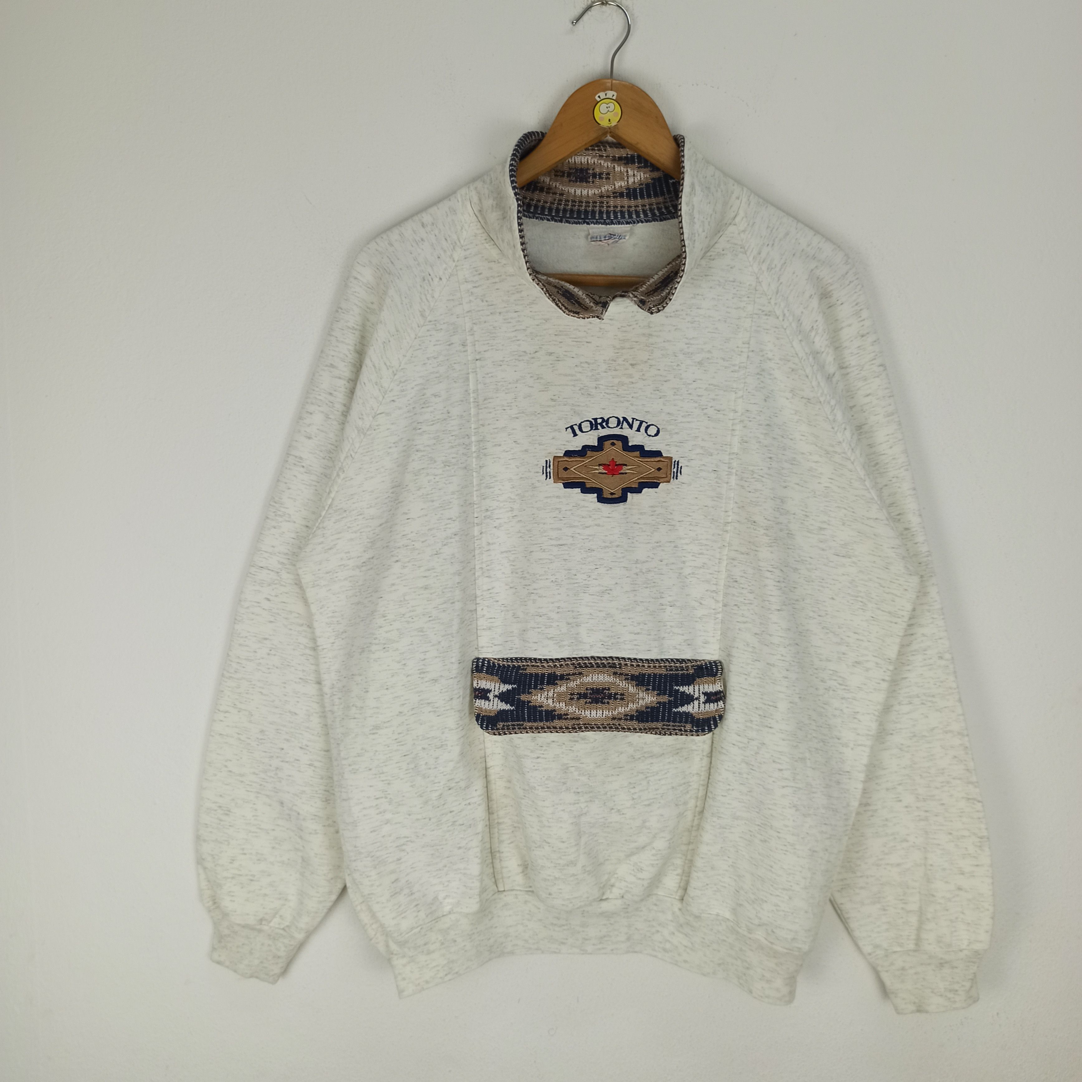 Other Vintage Toronto Canada Sweatshirt Embroidered Big Logo Size US M / EU 48-50 / 2 - 1 Thumbnail
