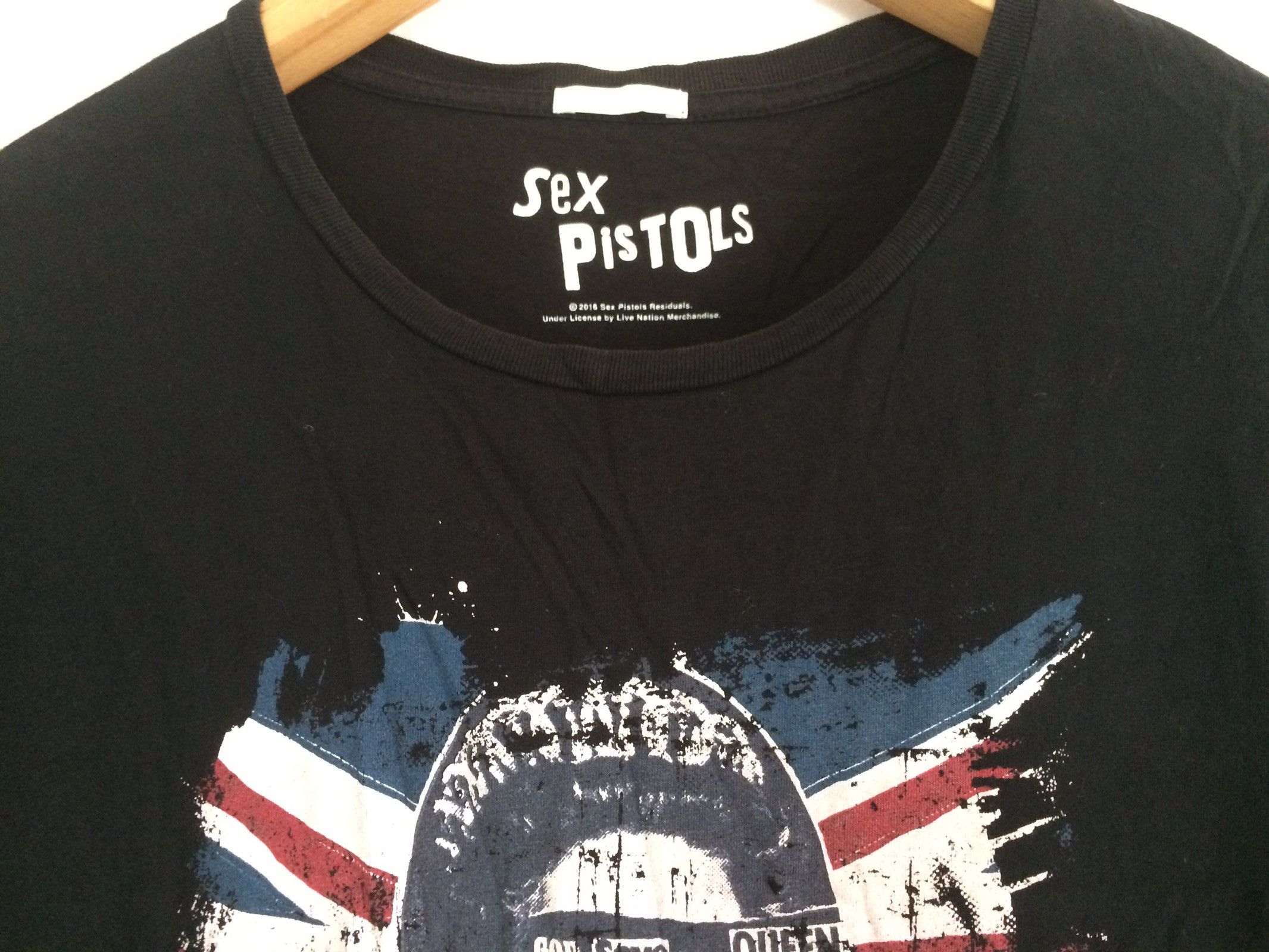 Band Tees × GU × Vintage 🔥🔥GU x Sex Pistols God Save The Queen T-Shirt Size US M / EU 48-50 / 2 - 5 Thumbnail