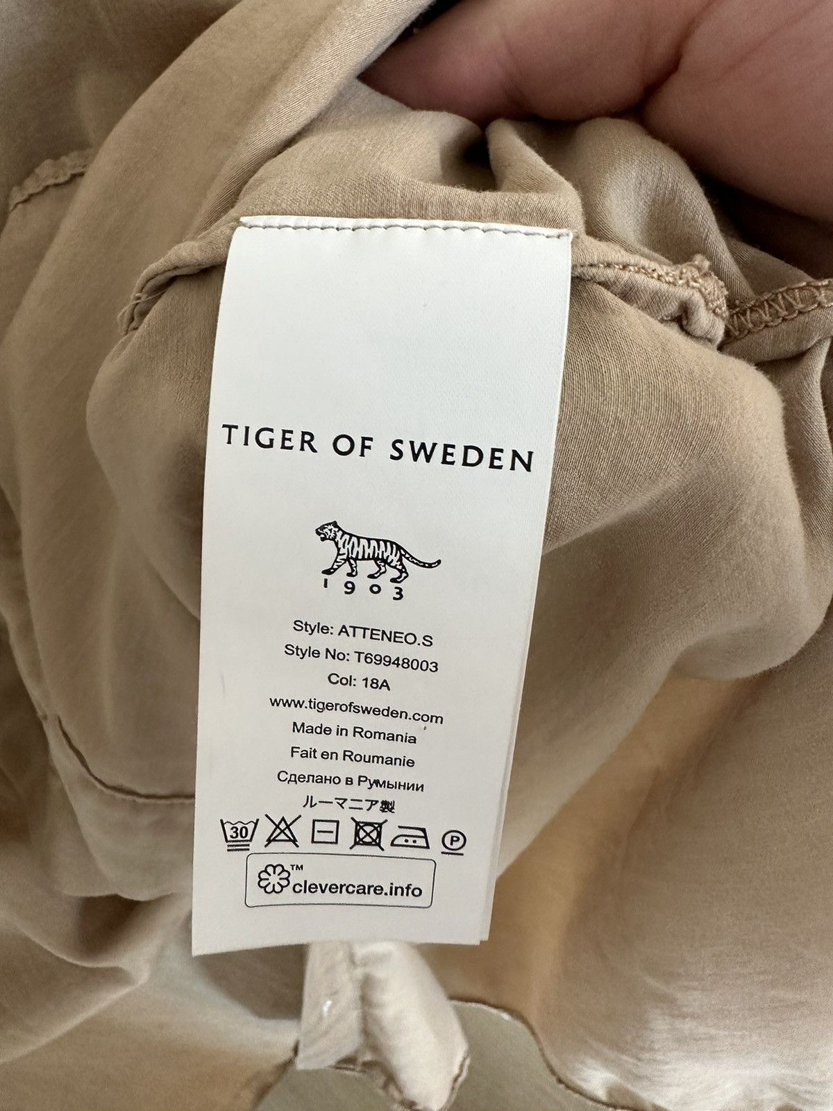 Tiger of Sweden Tan Lightweight Button-Up Shirt Size US M / EU 48-50 / 2 - 5 Thumbnail